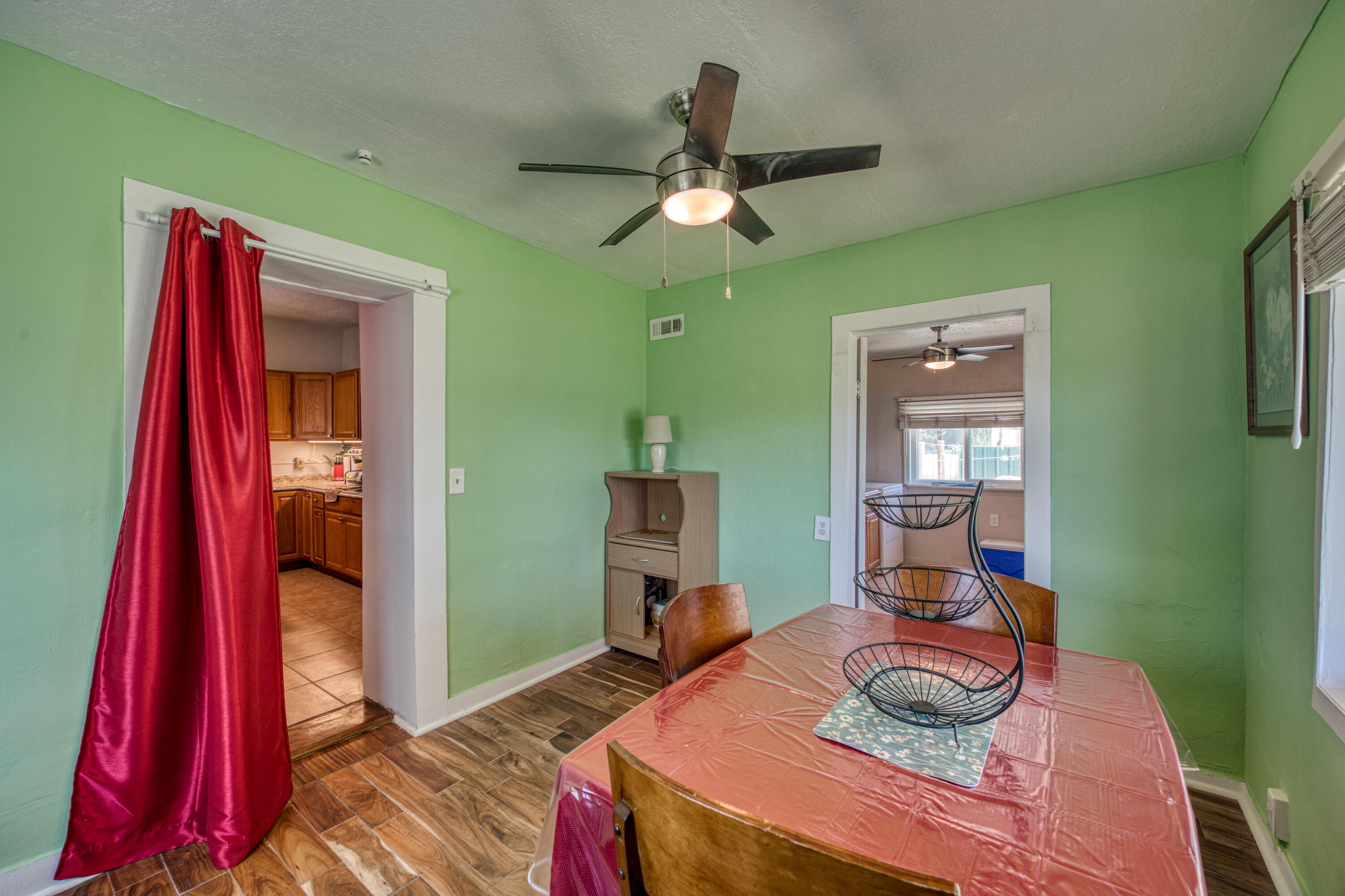 602 W Highland Avenue