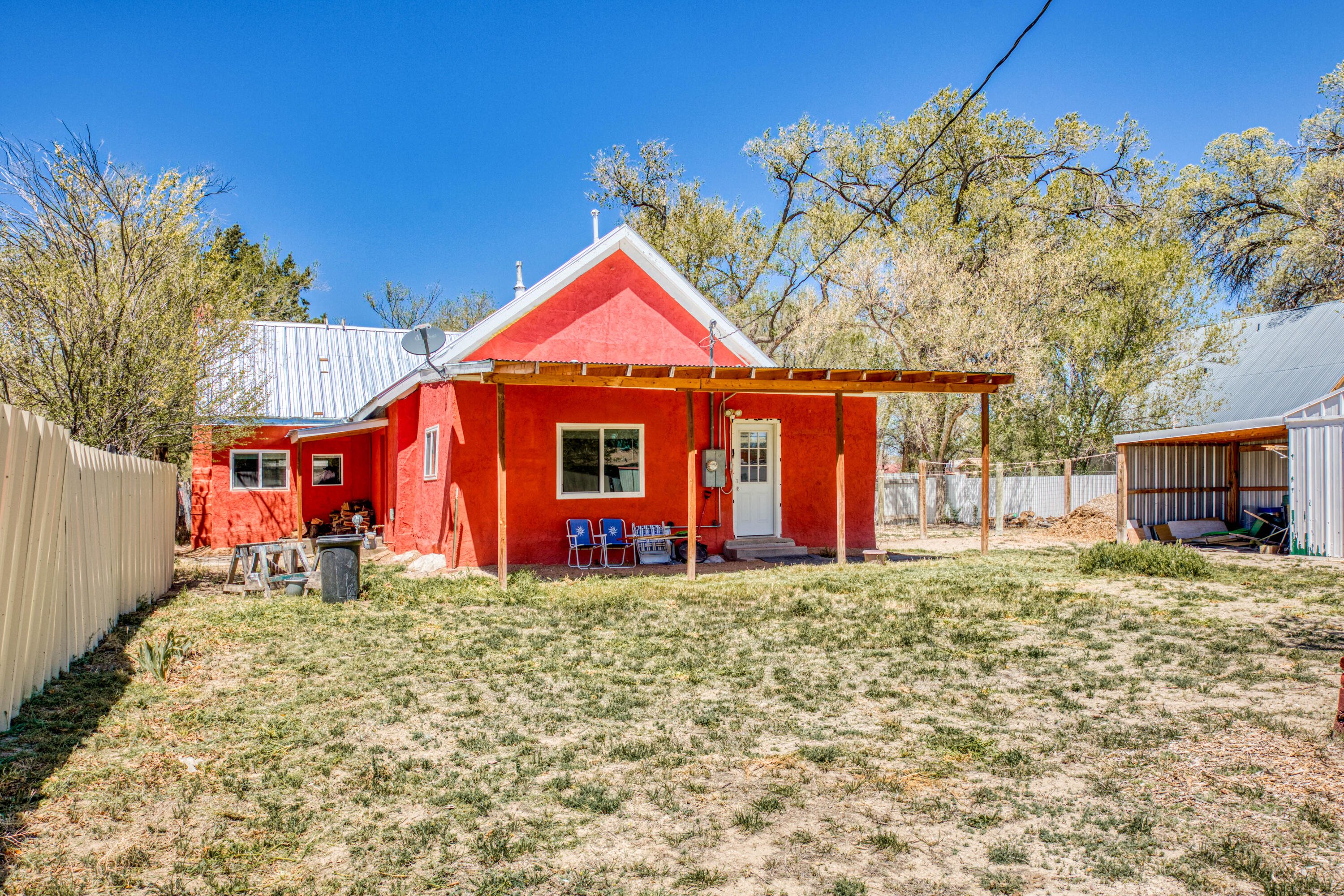 602 W Highland Avenue
