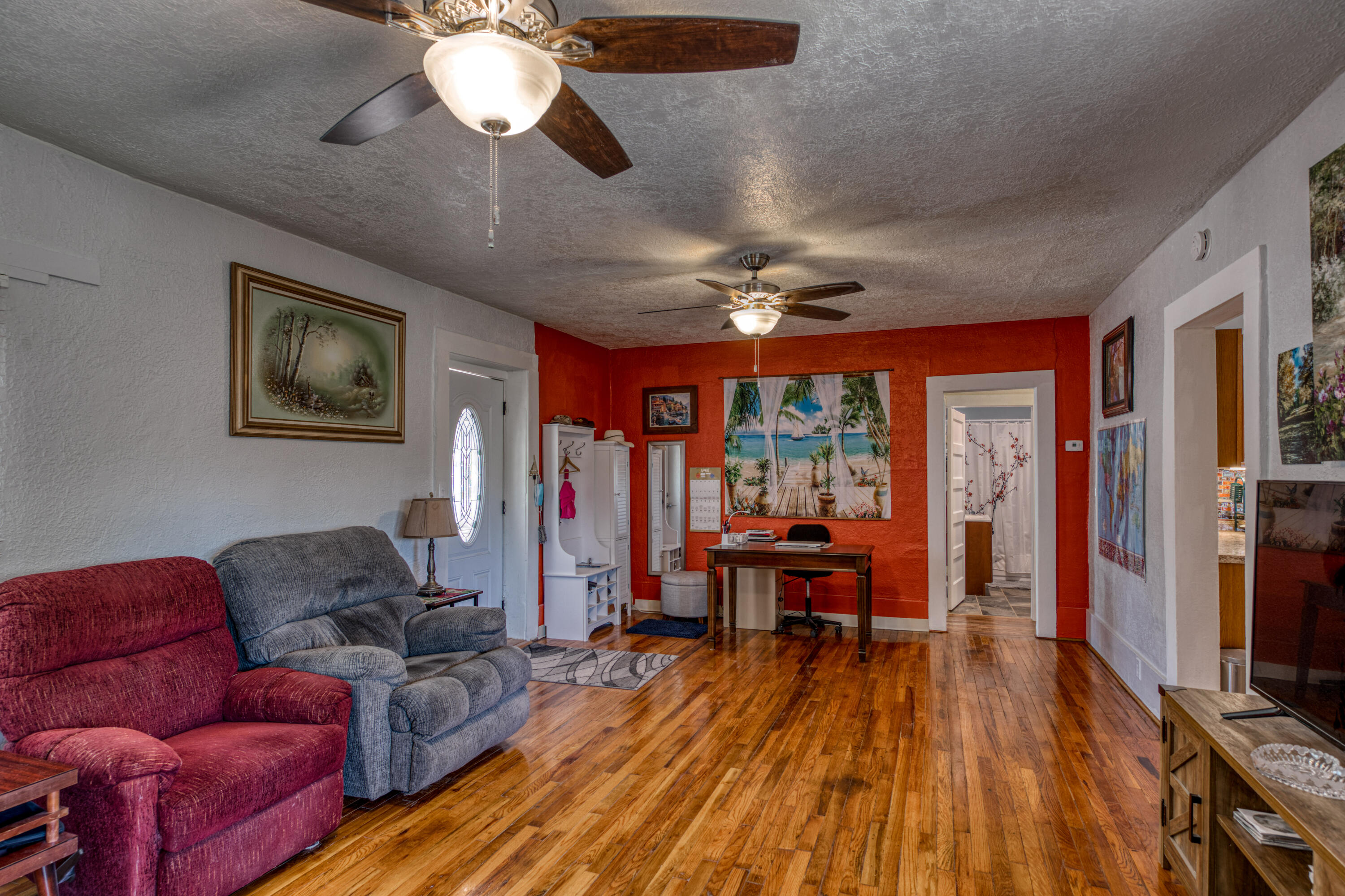 602 W Highland Avenue