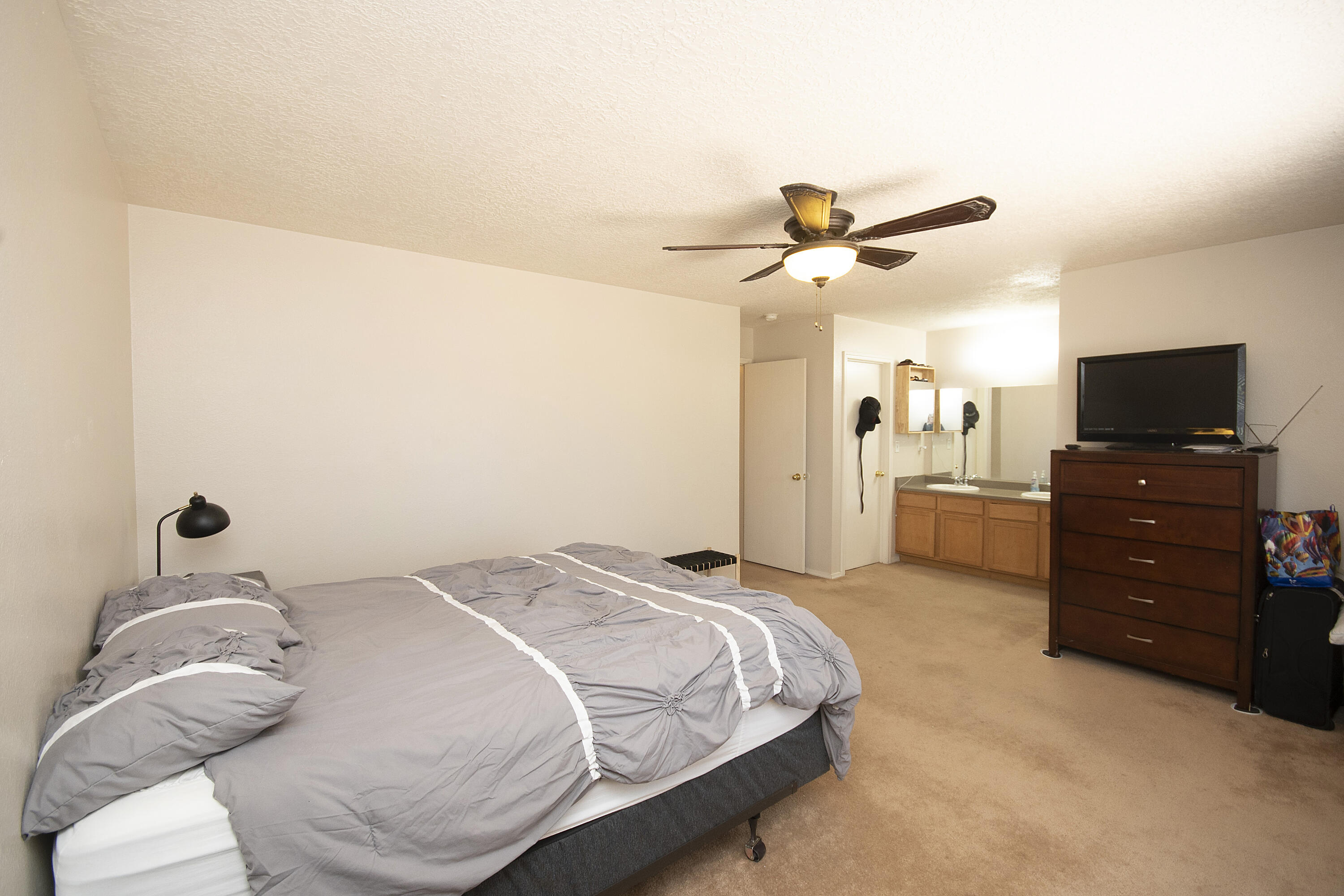 275 Cloud View Avenue SW