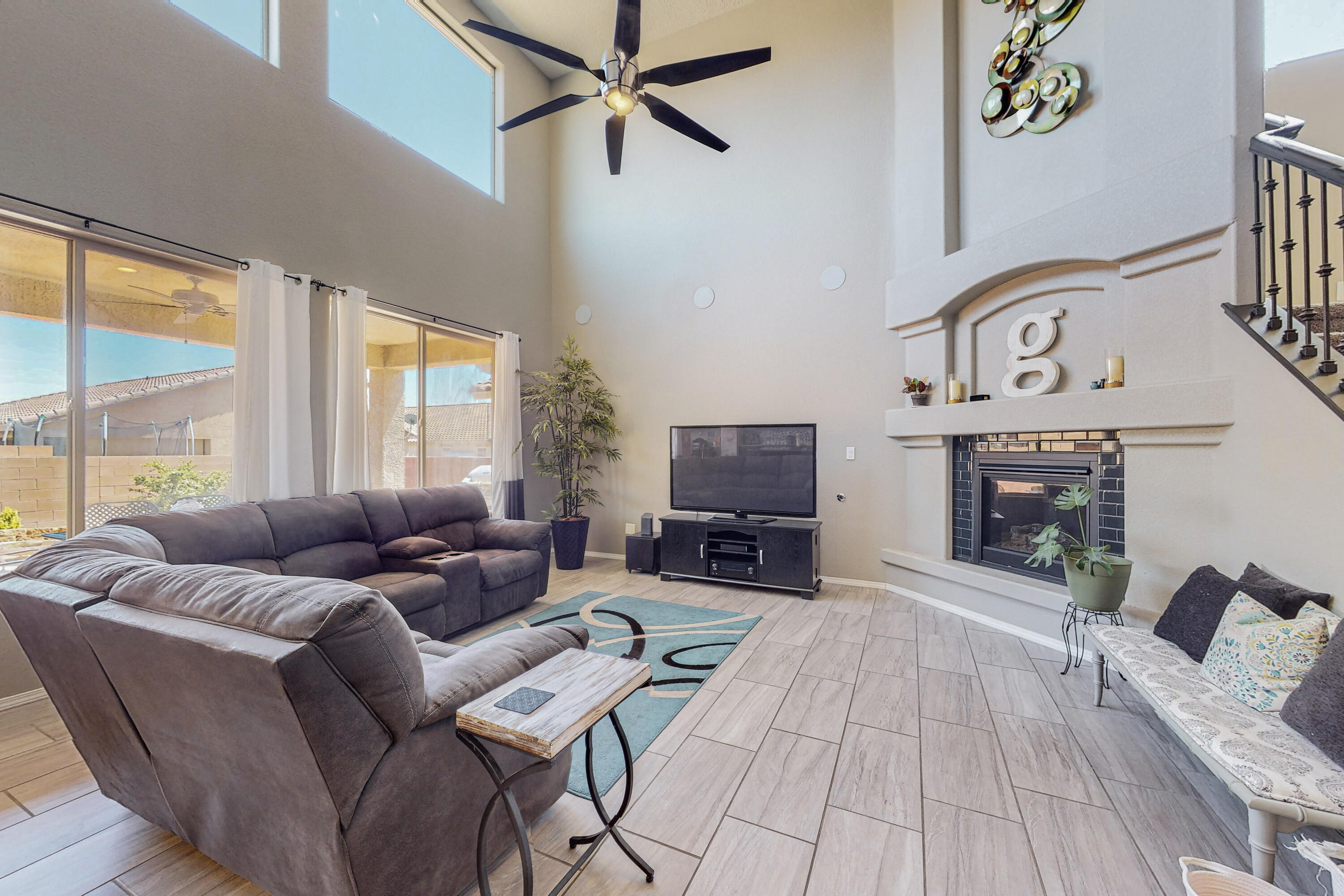 2016 Abo Canyon Drive NW
