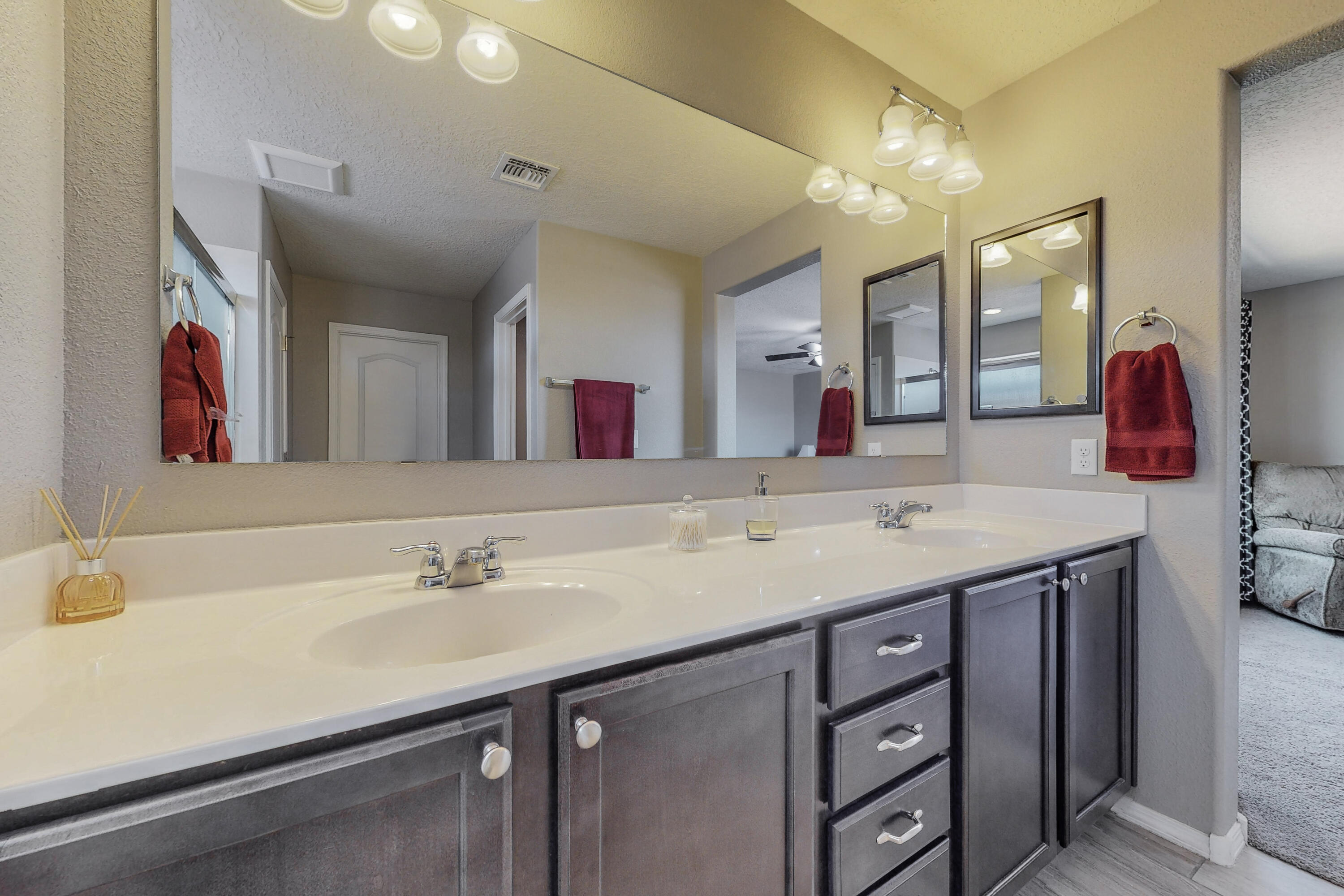 2016 Abo Canyon Drive NW