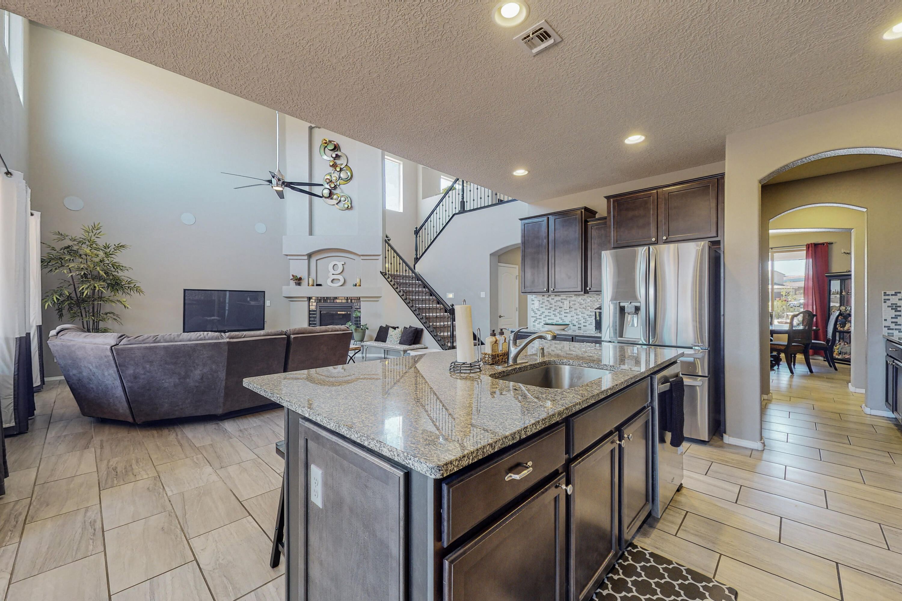 2016 Abo Canyon Drive NW