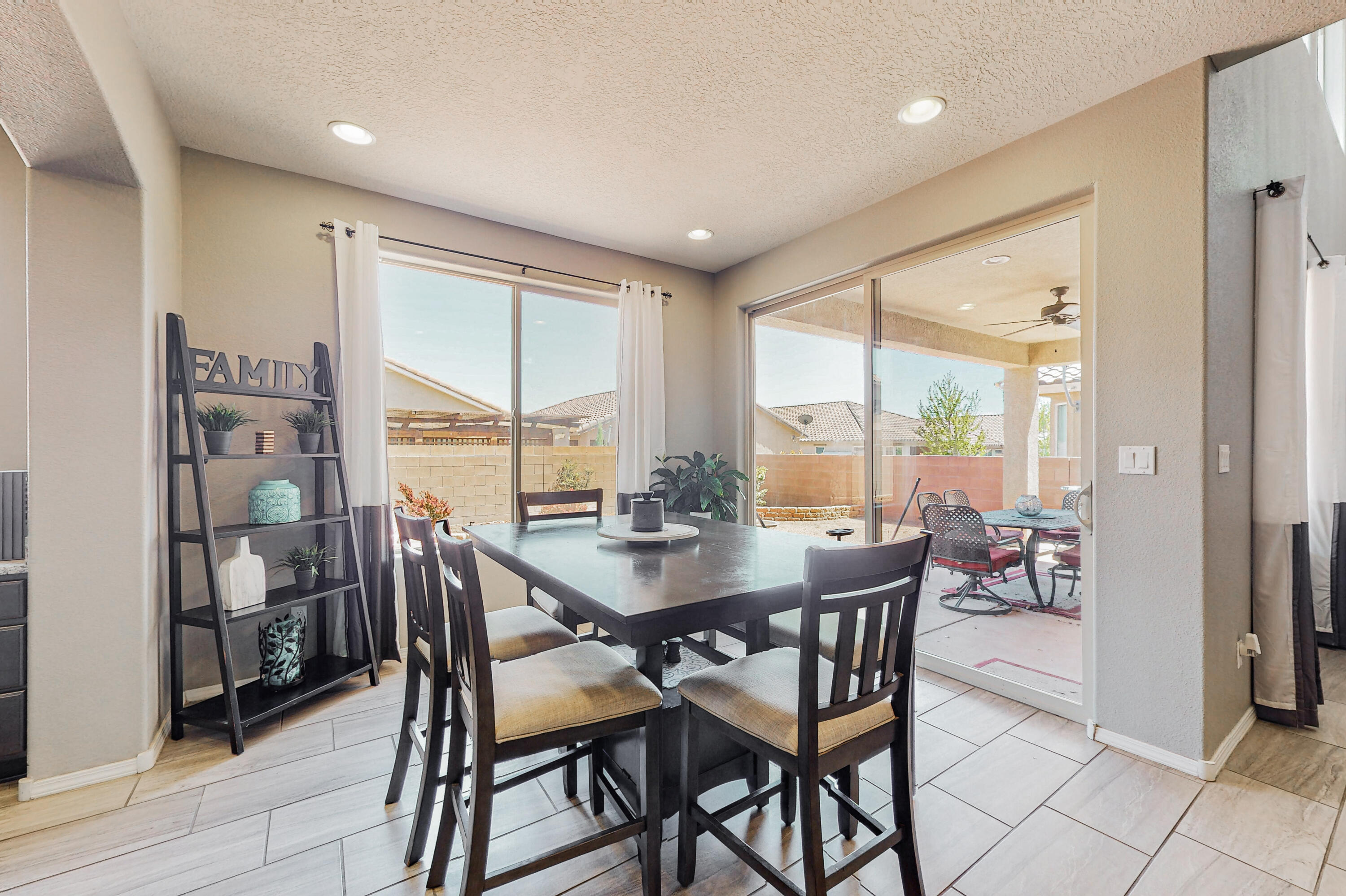 2016 Abo Canyon Drive NW