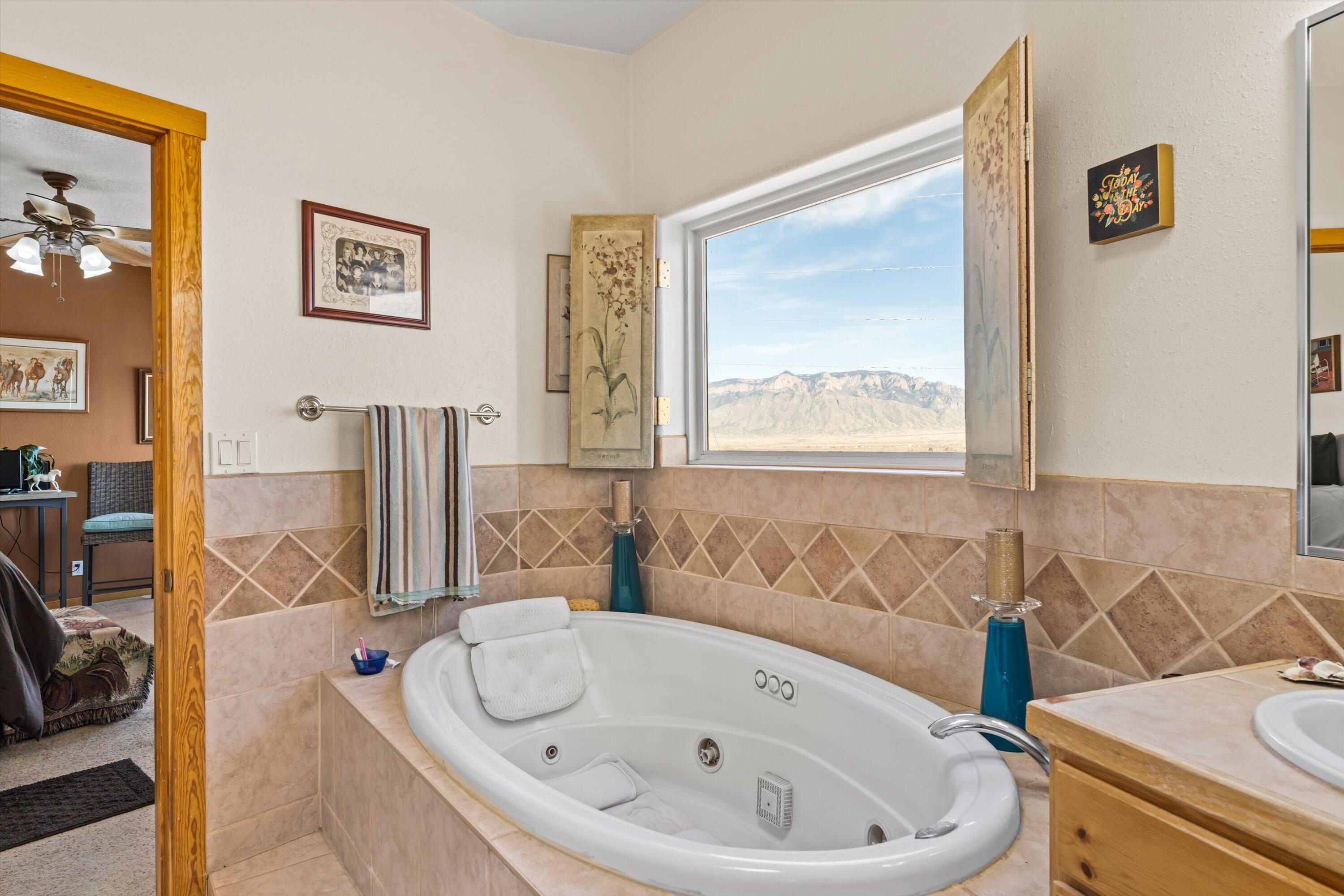 1460 Nez Perce Loop NE