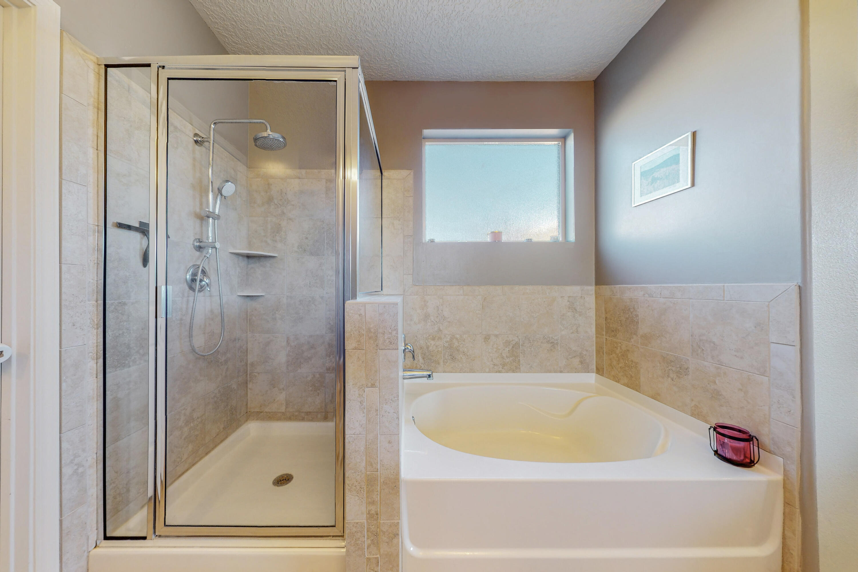 1102 Picton Street NE
