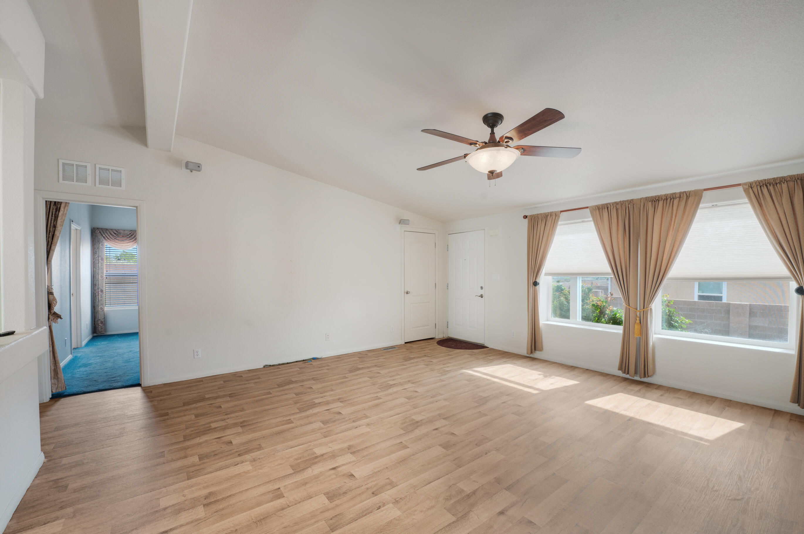 154 Sunrise Bluffs Drive