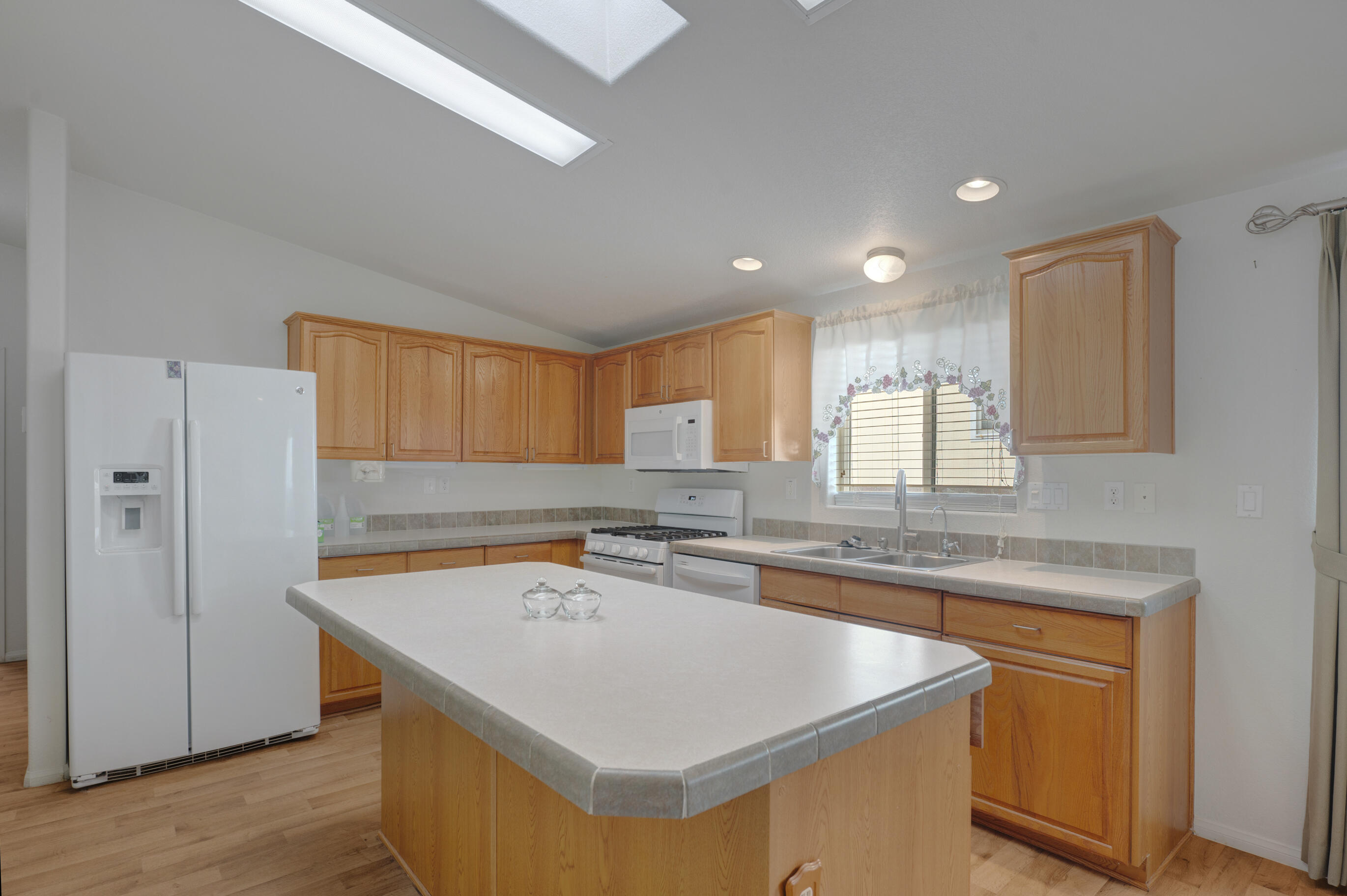 154 Sunrise Bluffs Drive