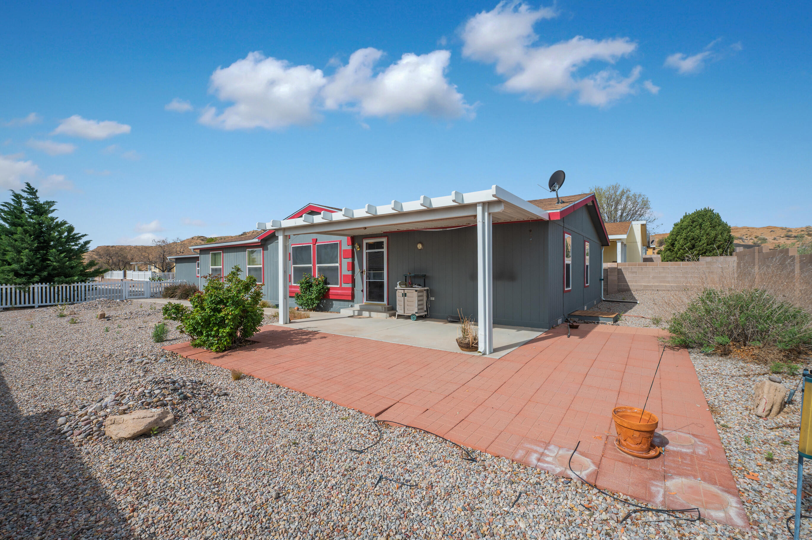 154 Sunrise Bluffs Drive