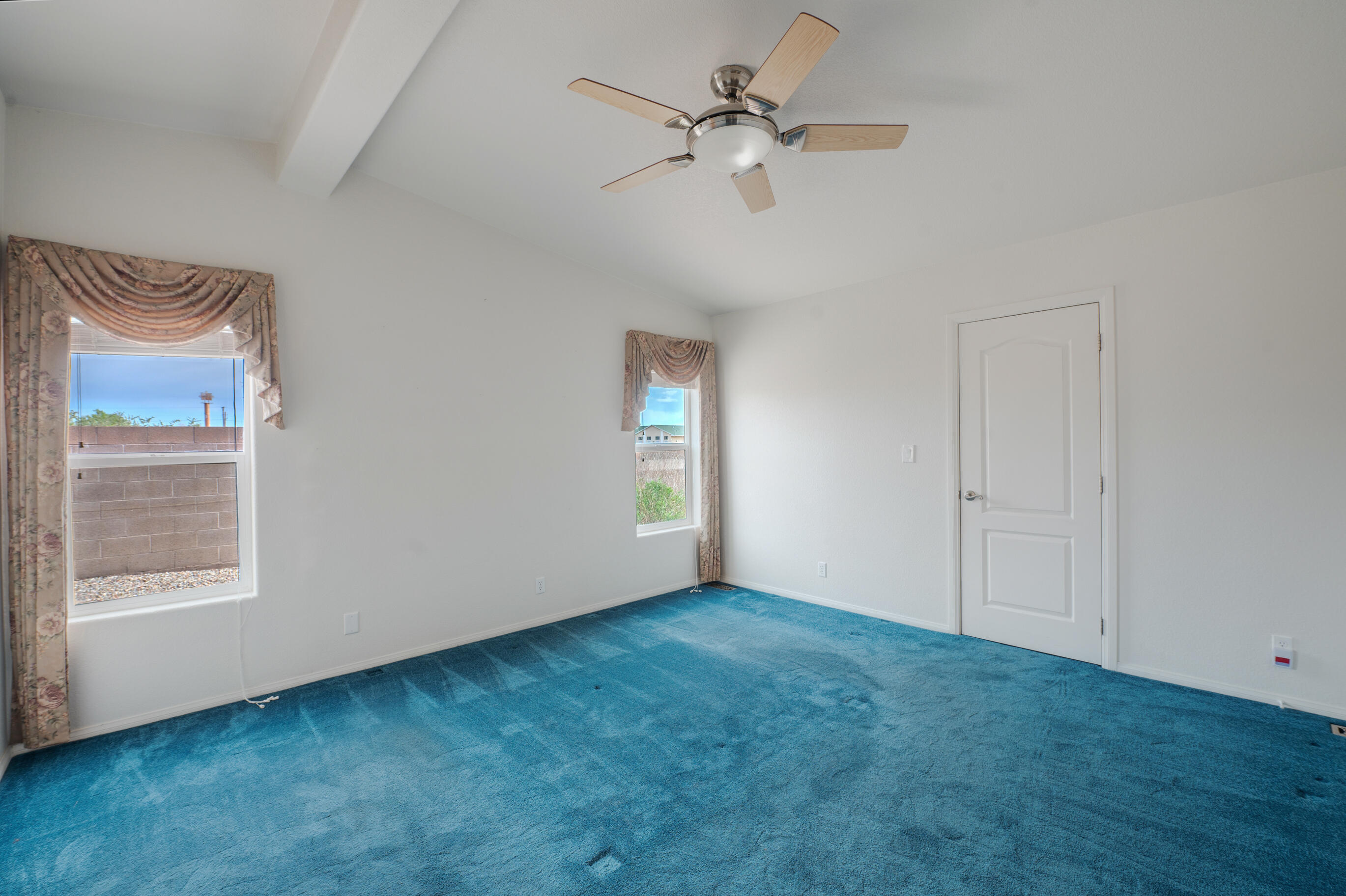 154 Sunrise Bluffs Drive