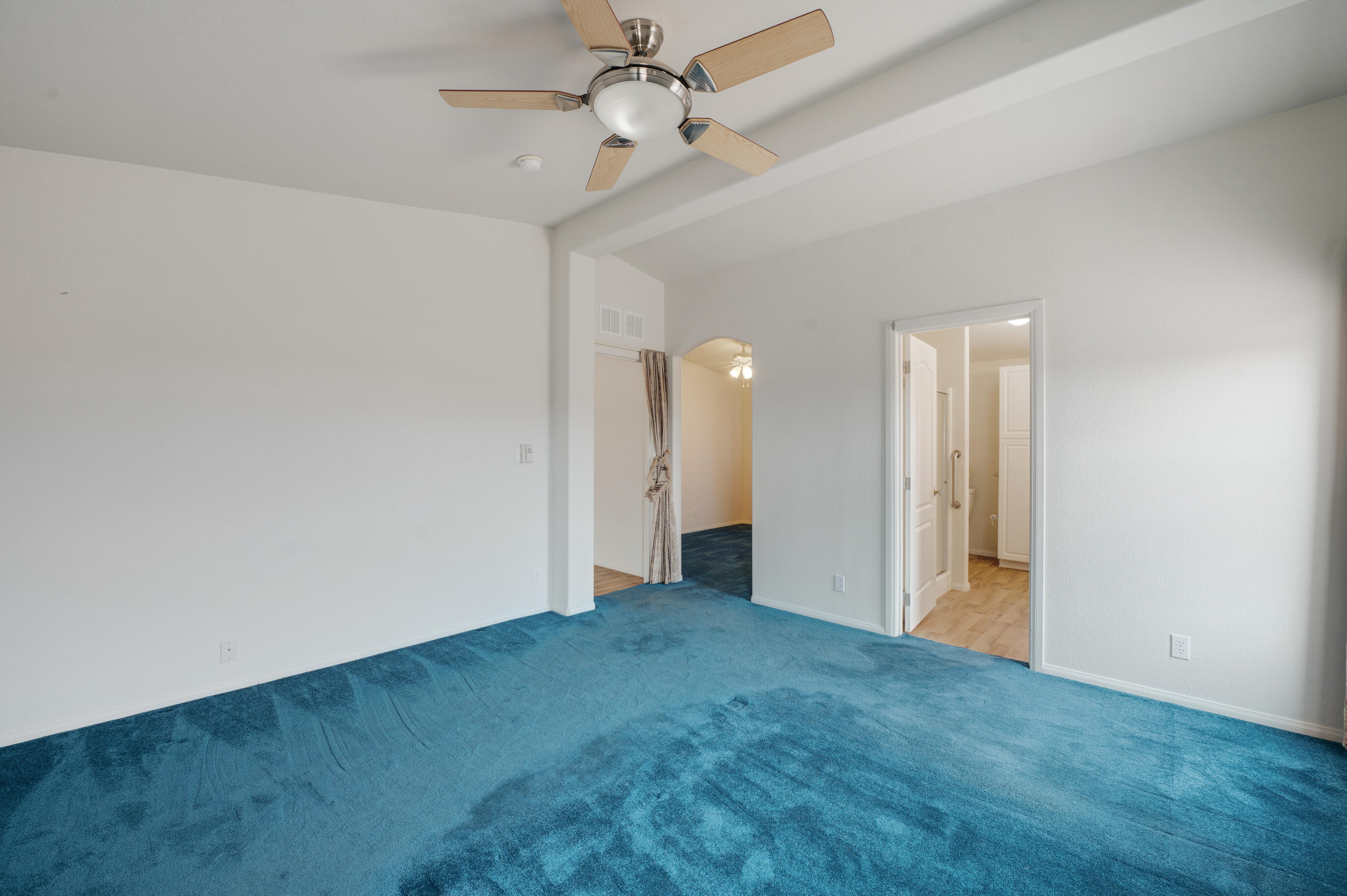 154 Sunrise Bluffs Drive