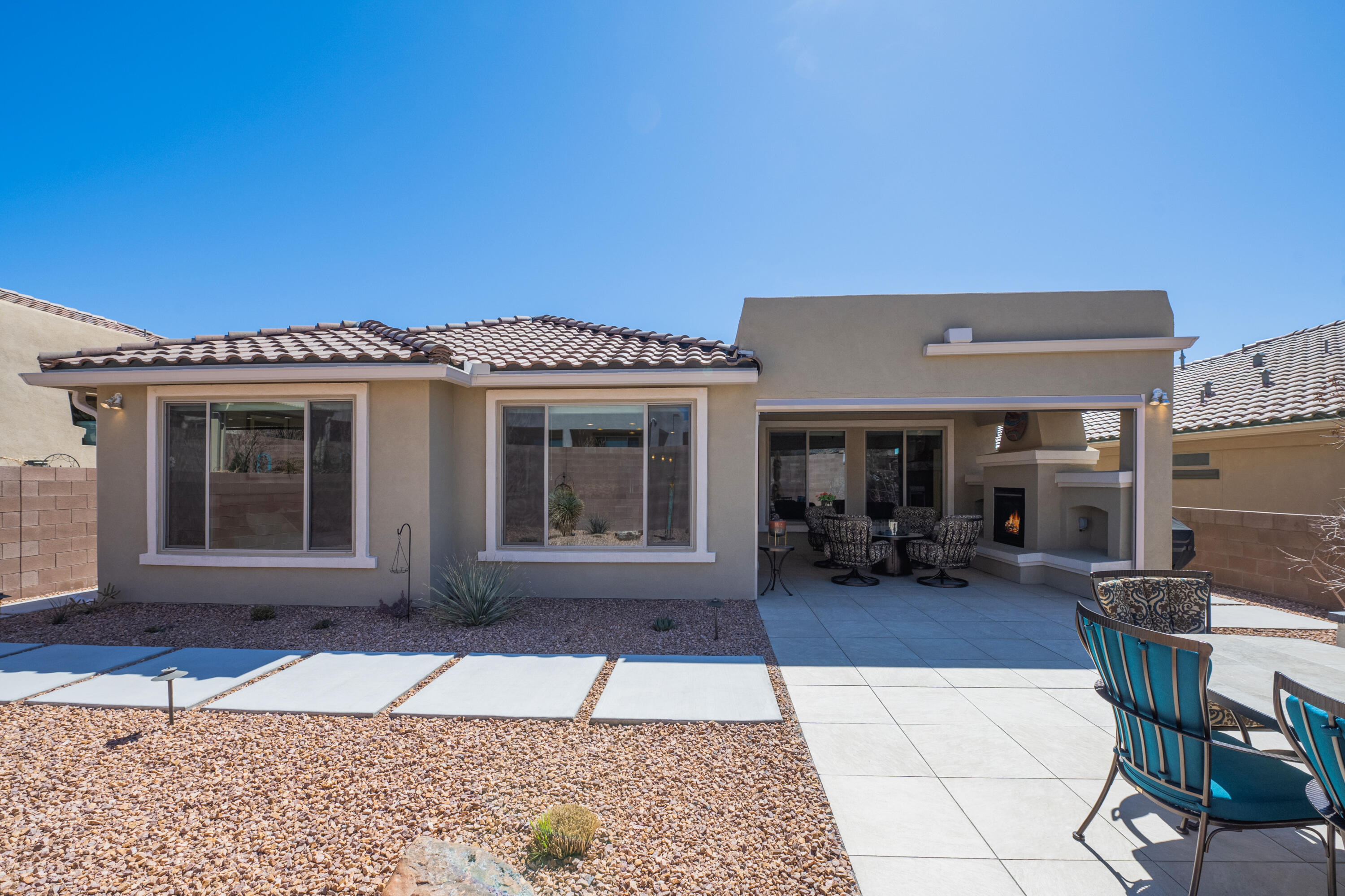 2305 Chuckwalla Spring Trail NW