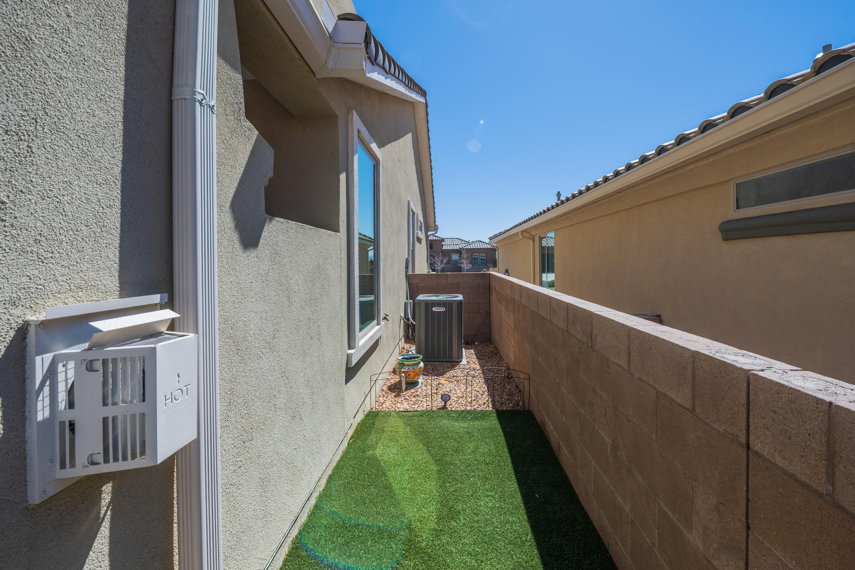 2305 Chuckwalla Spring Trail NW