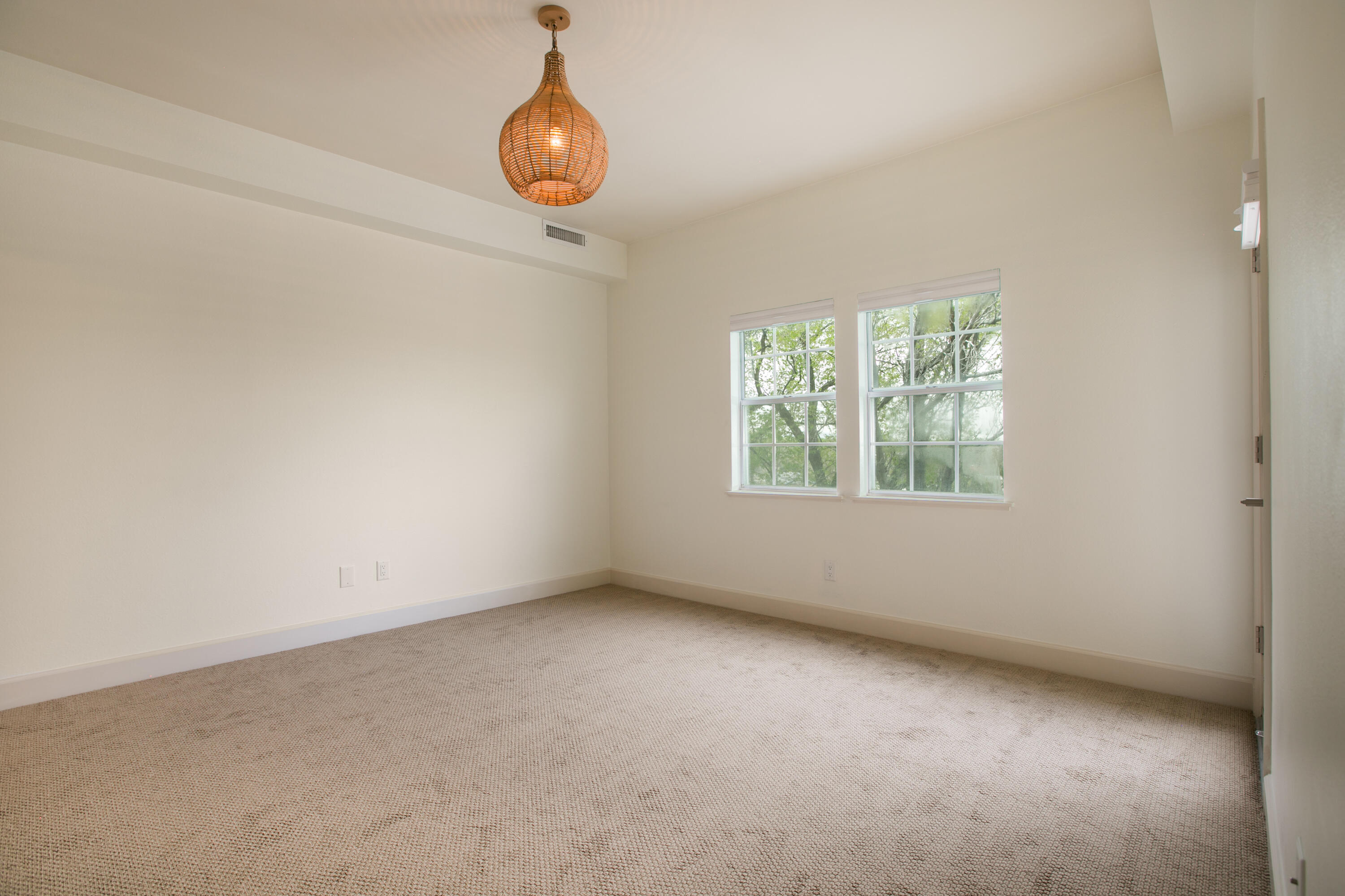 1325 Park Avenue SW Unit: 310