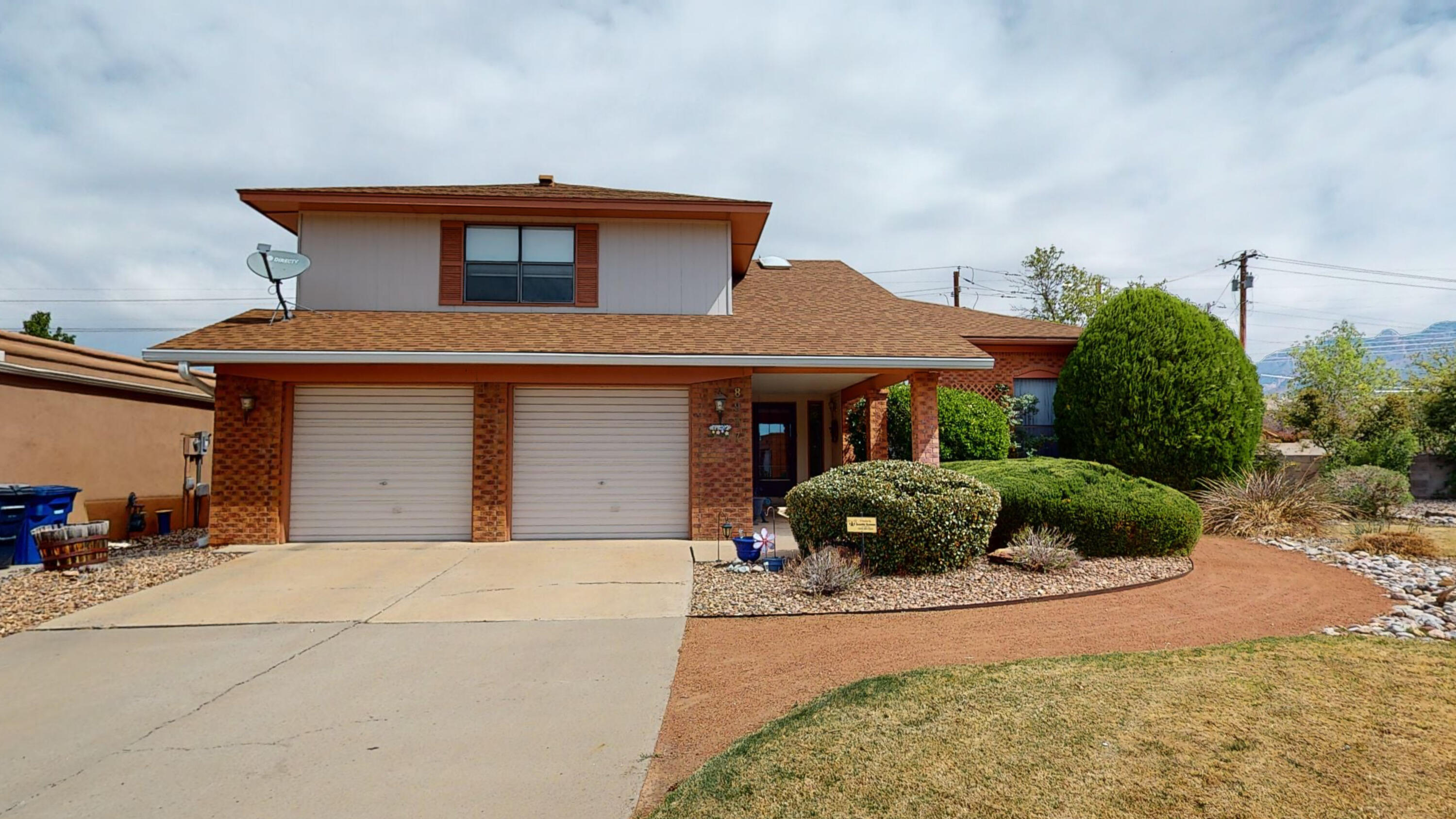 8917 Cherry Hills Road NE
