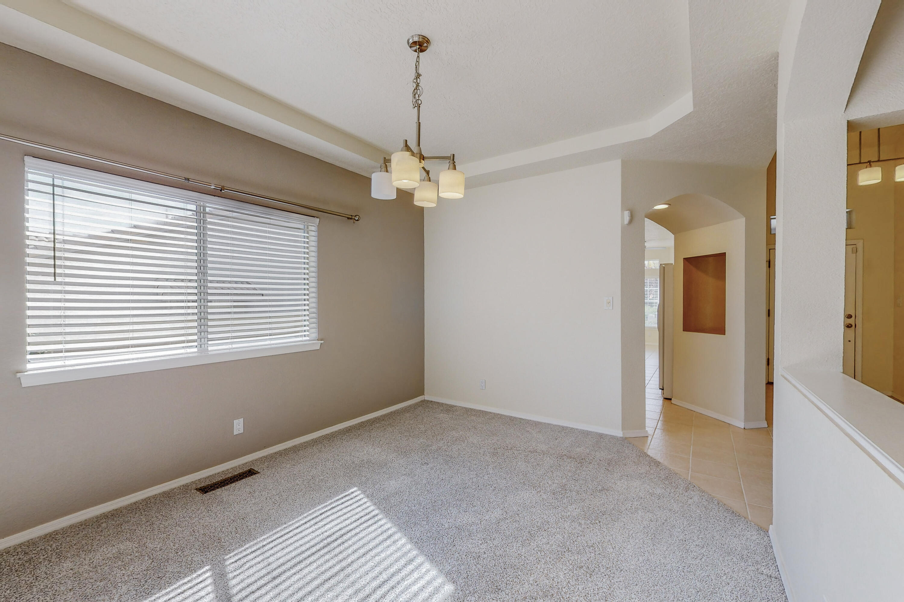 1424 White Rock Place NE