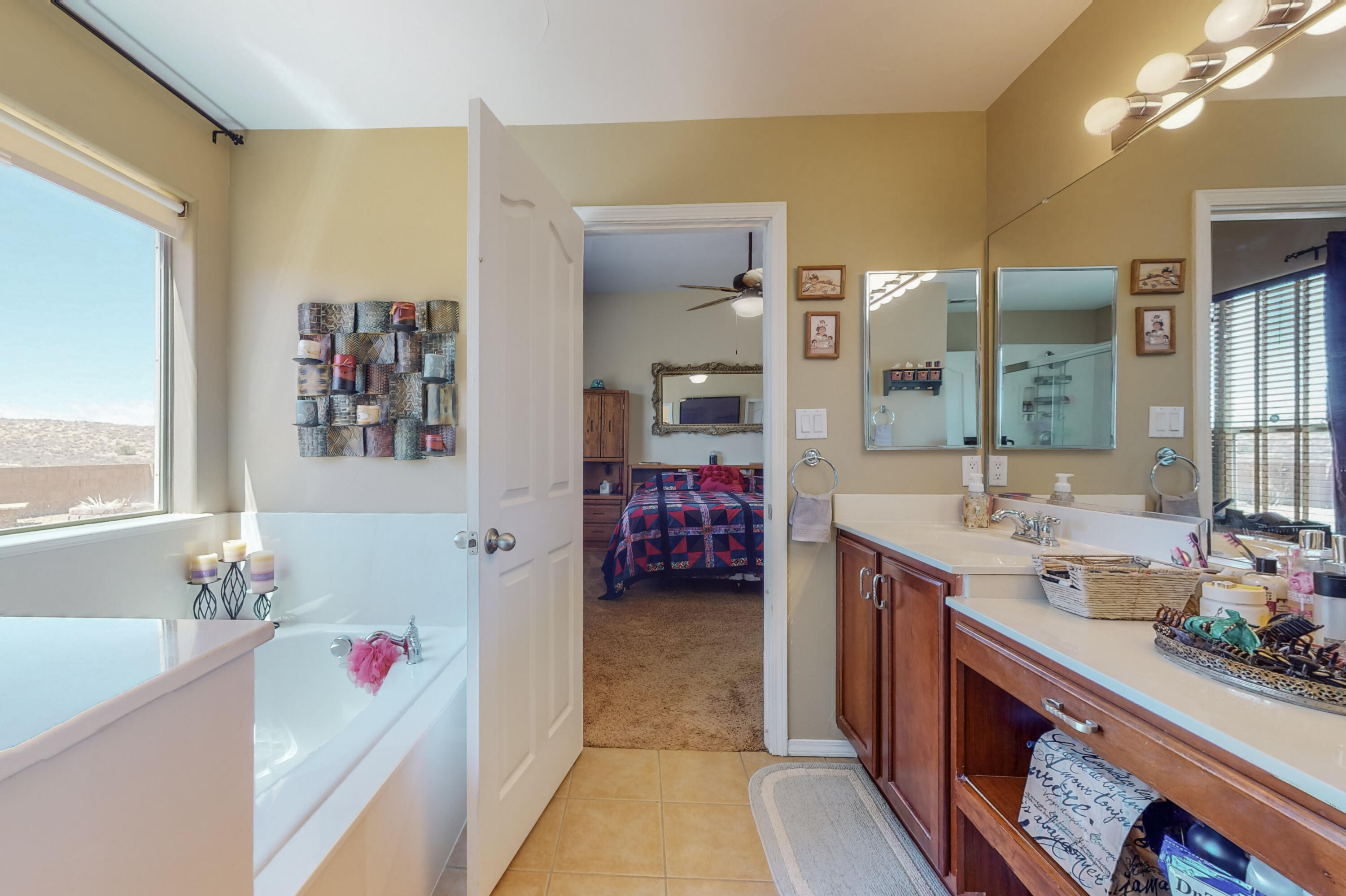 861 Loma Pinon Loop NE