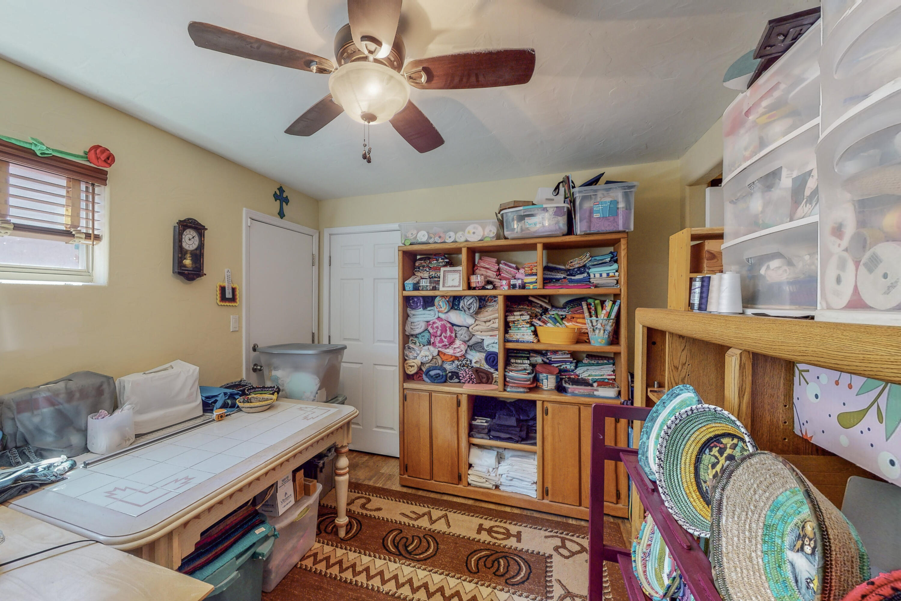 861 Loma Pinon Loop NE