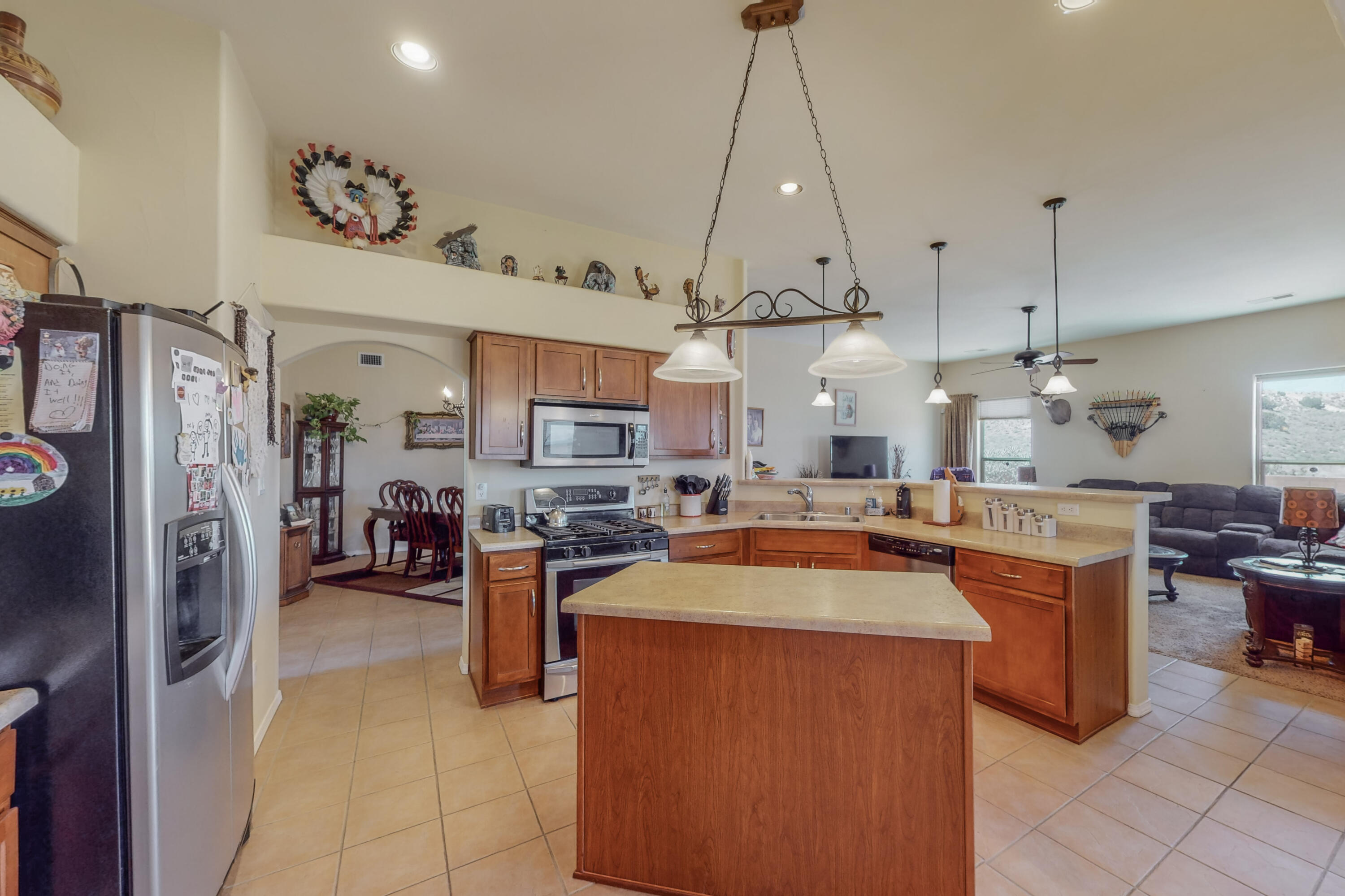 861 Loma Pinon Loop NE