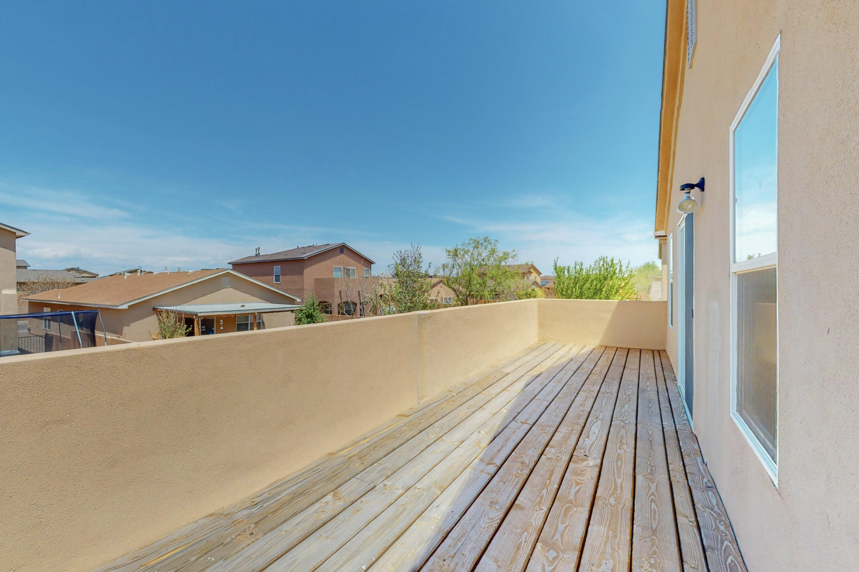 1017 Desert Paintbrush Loop NE
