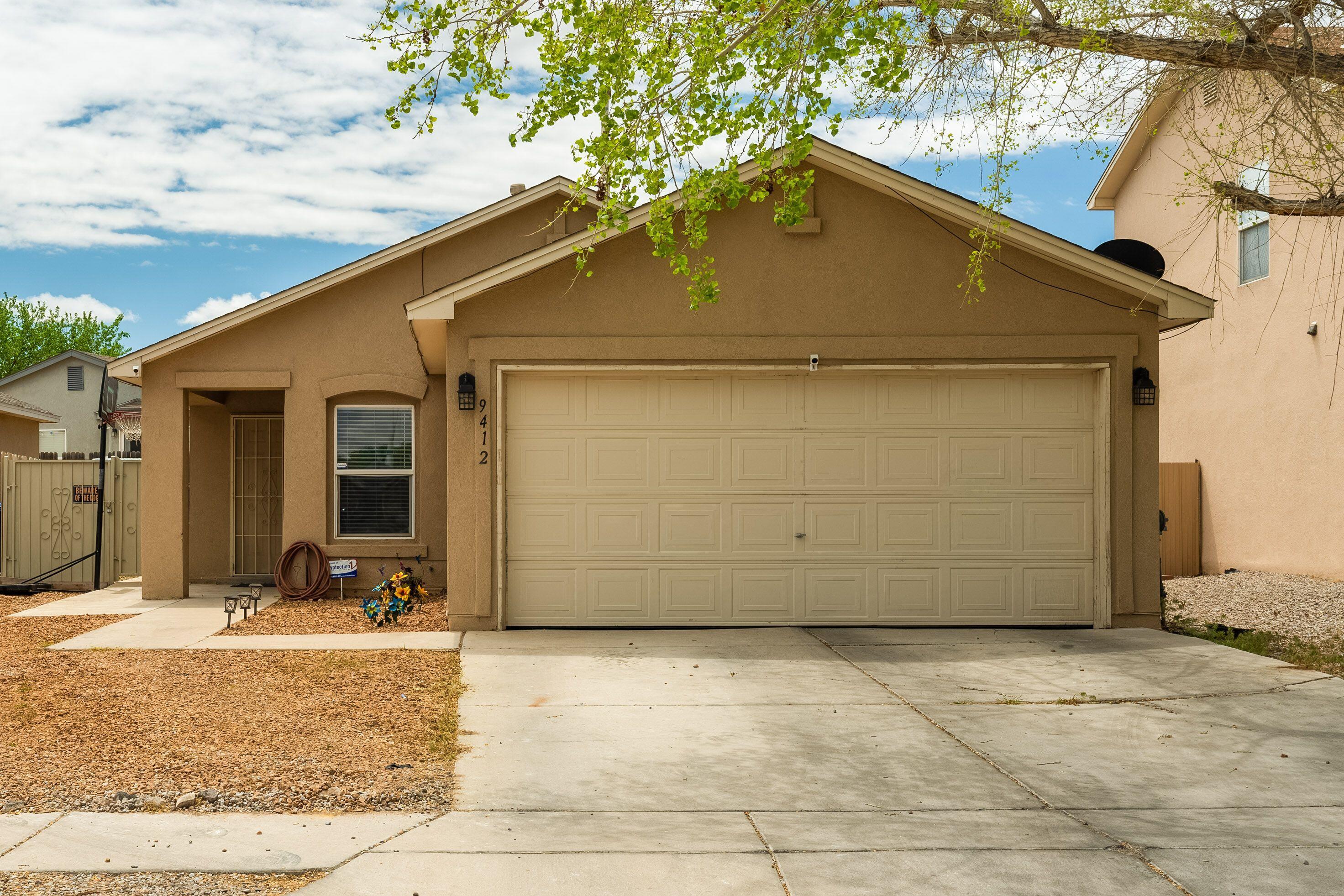 9412 Desert Rim Road SW