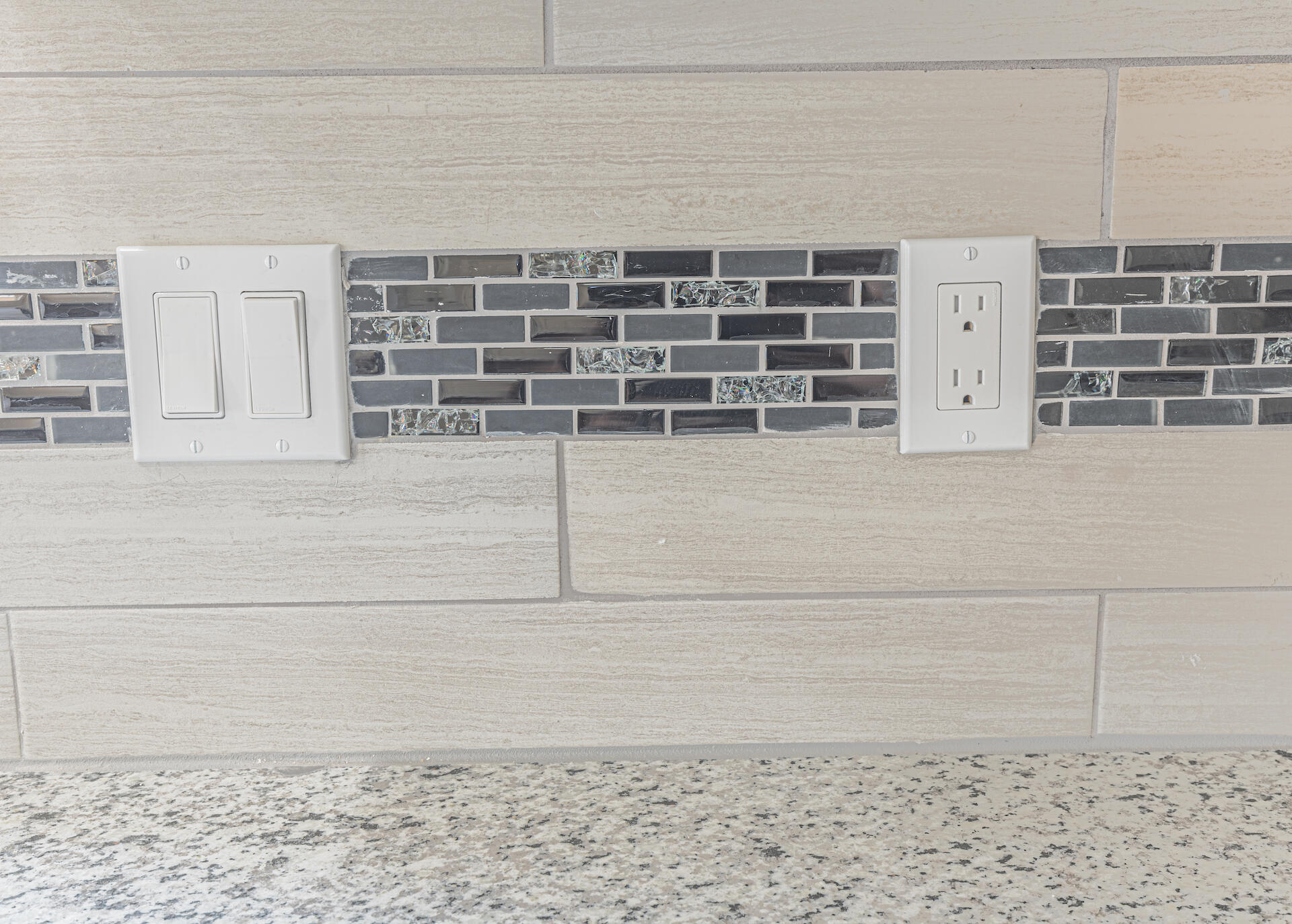 960 Firewheel Loop SW