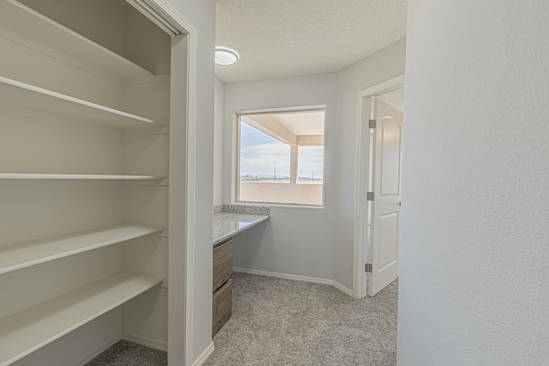 960 Firewheel Loop SW