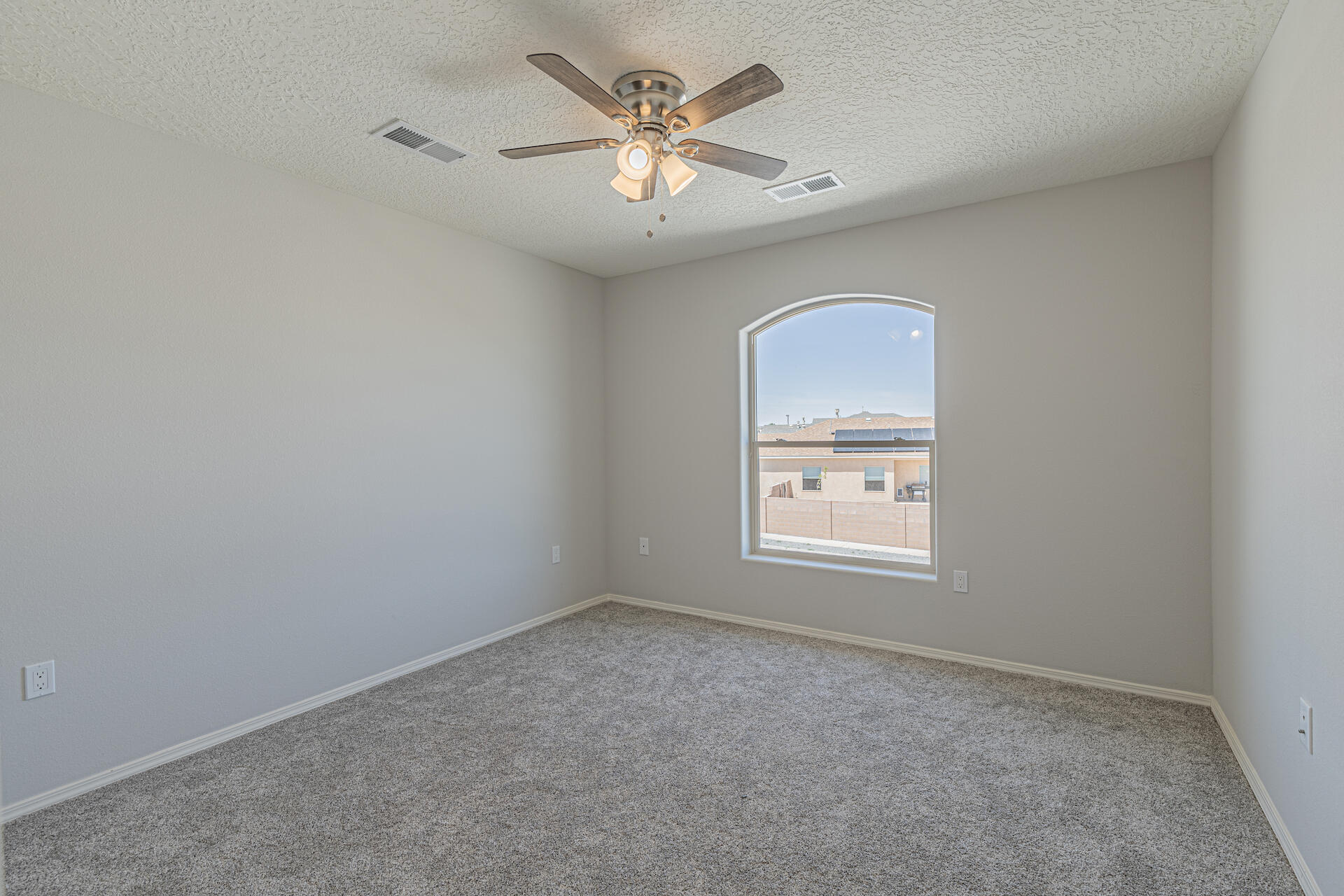 960 Firewheel Loop SW