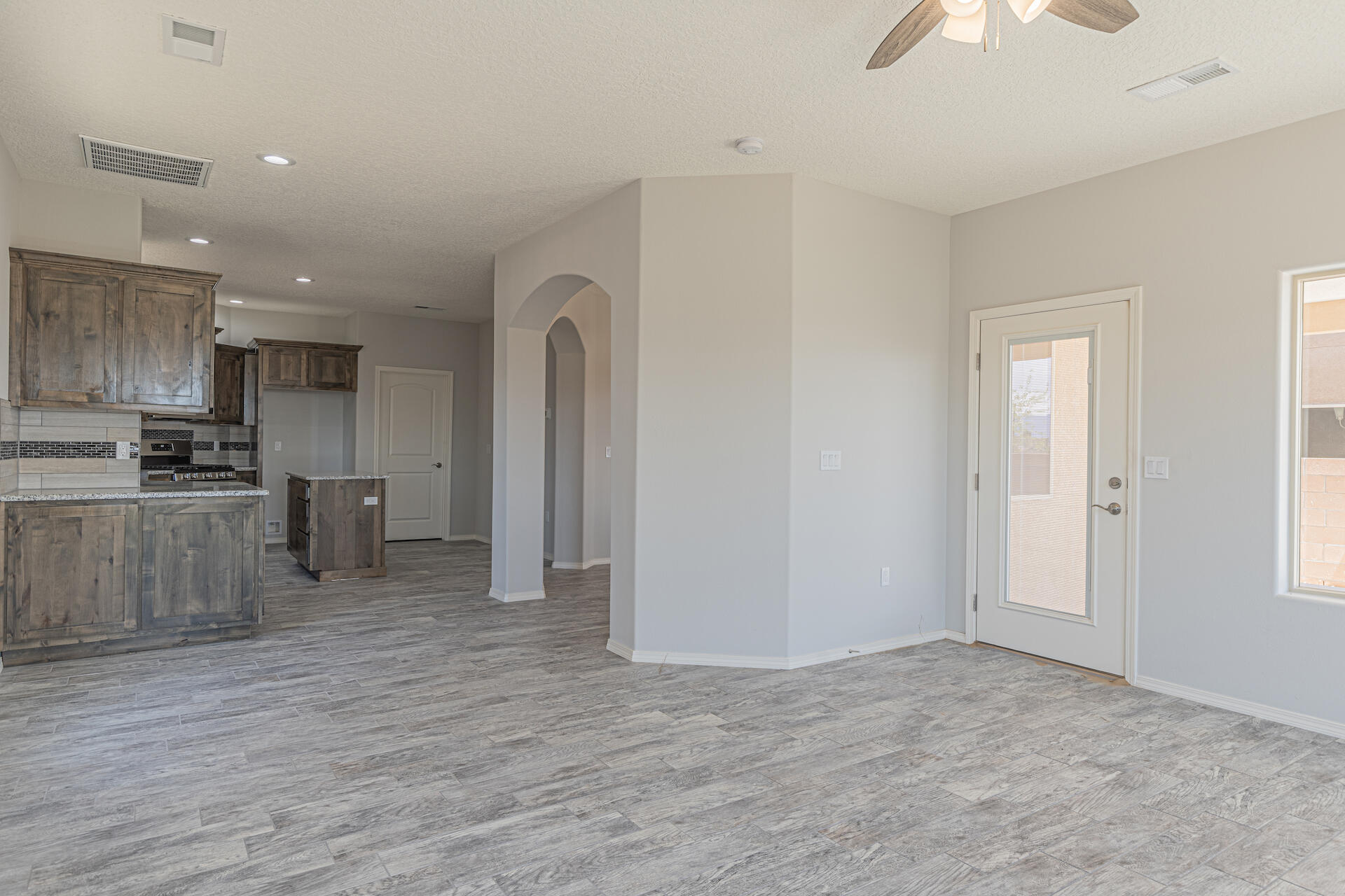 960 Firewheel Loop SW