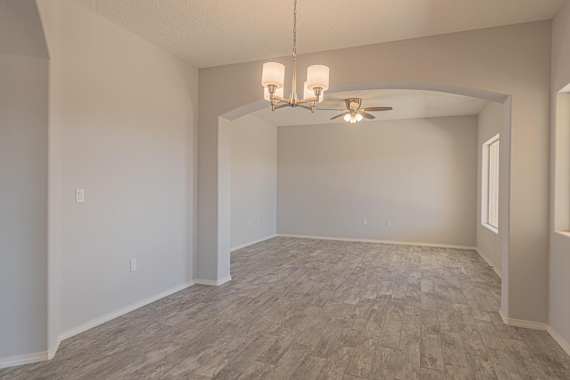 960 Firewheel Loop SW