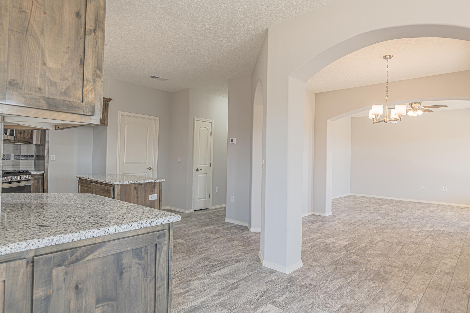 960 Firewheel Loop SW