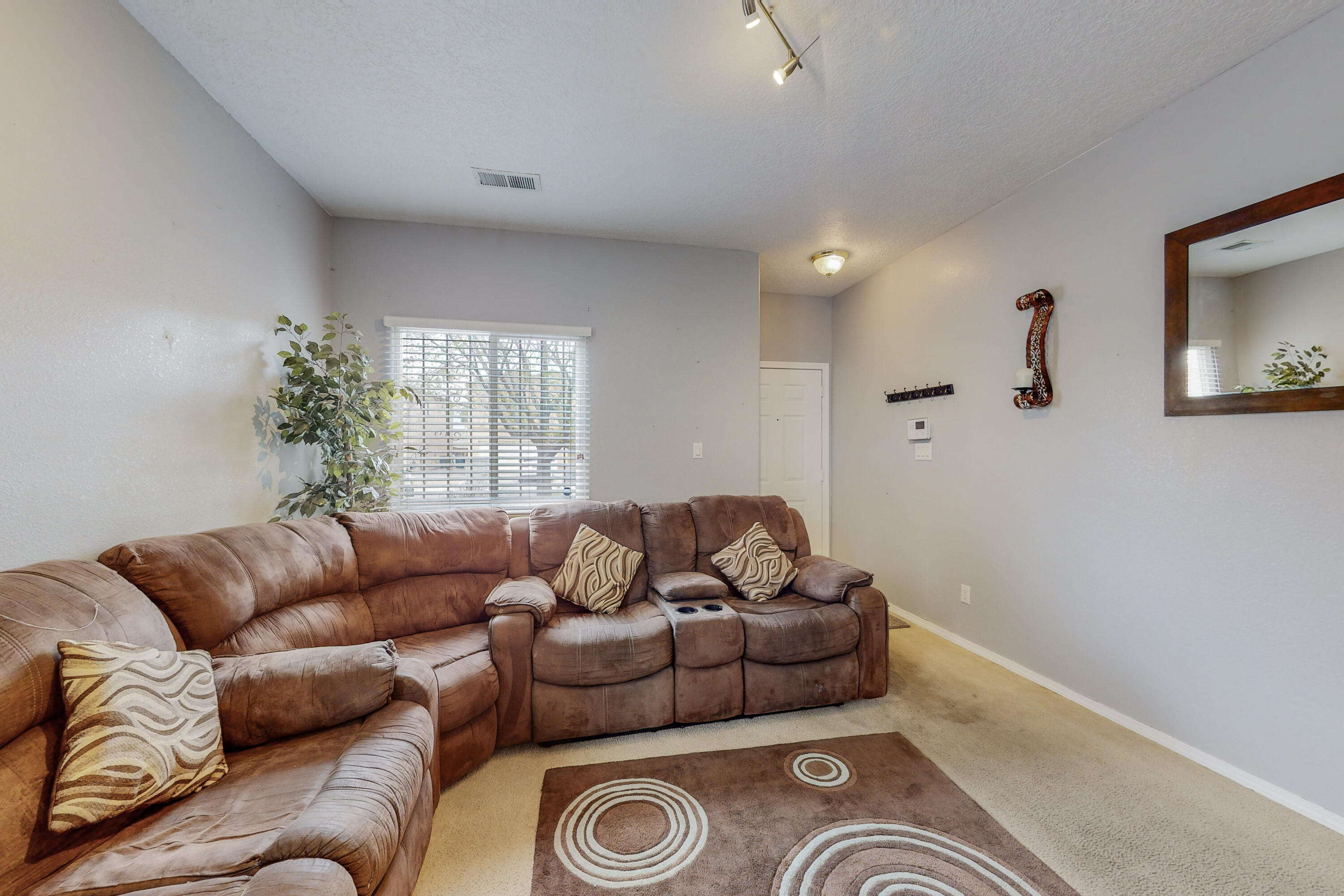 619 Torretta Drive SW