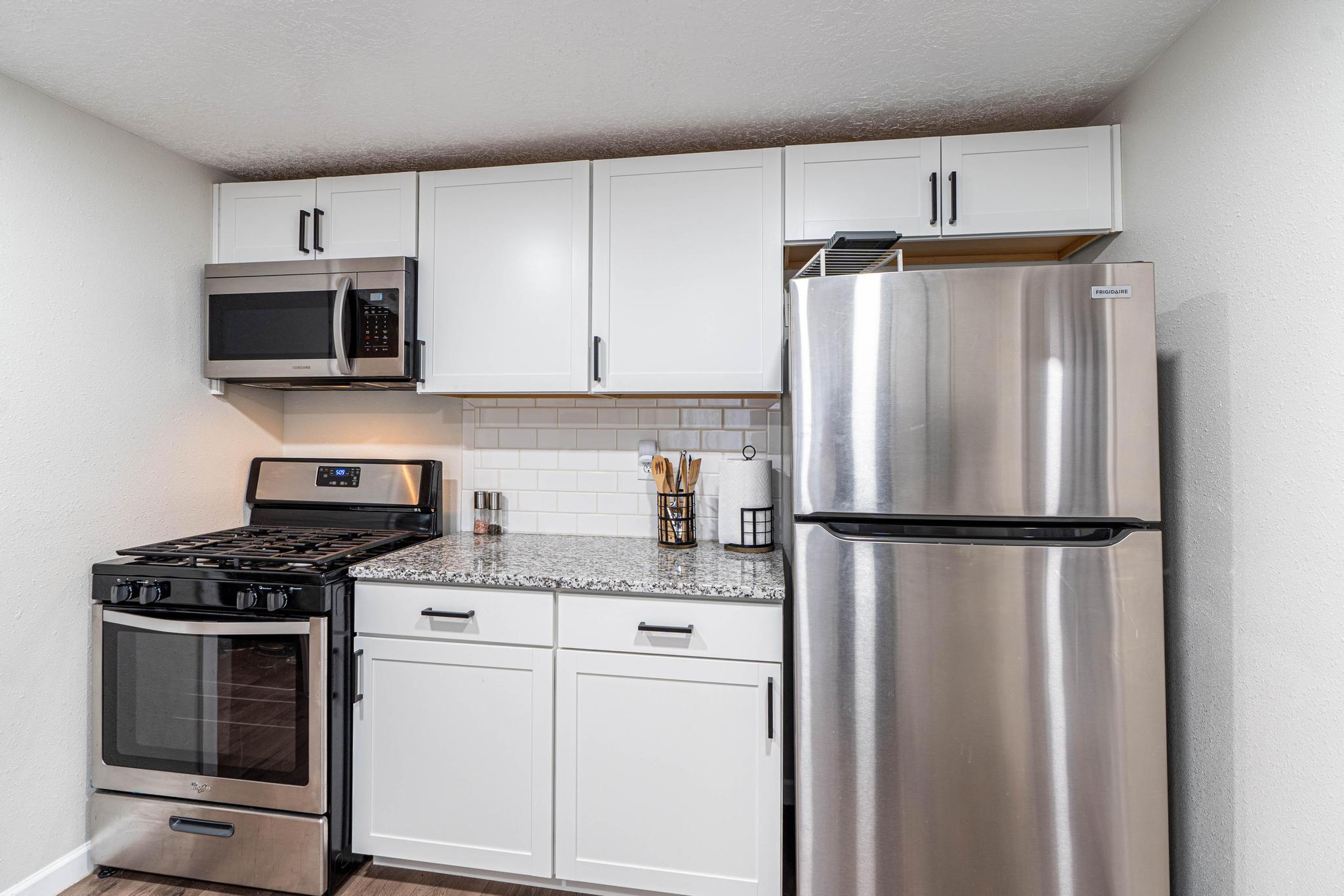 1019 Cerro Vista Road SW
