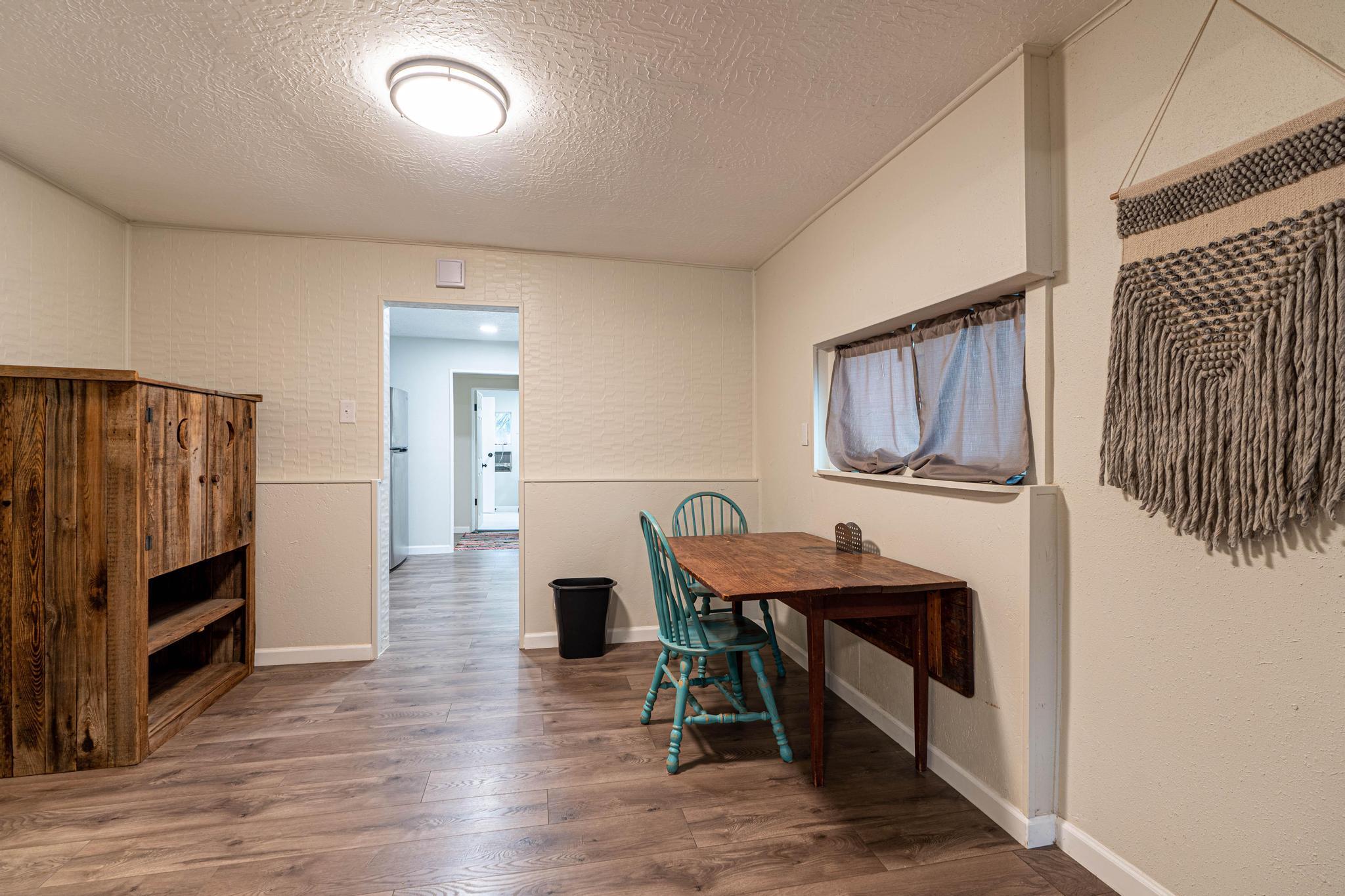 1019 Cerro Vista Road SW
