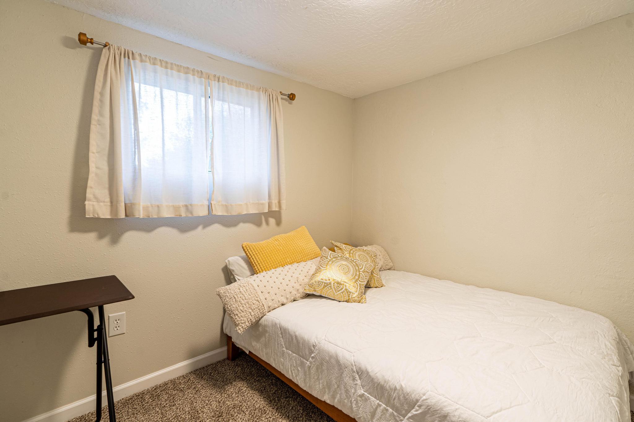 1019 Cerro Vista Road SW