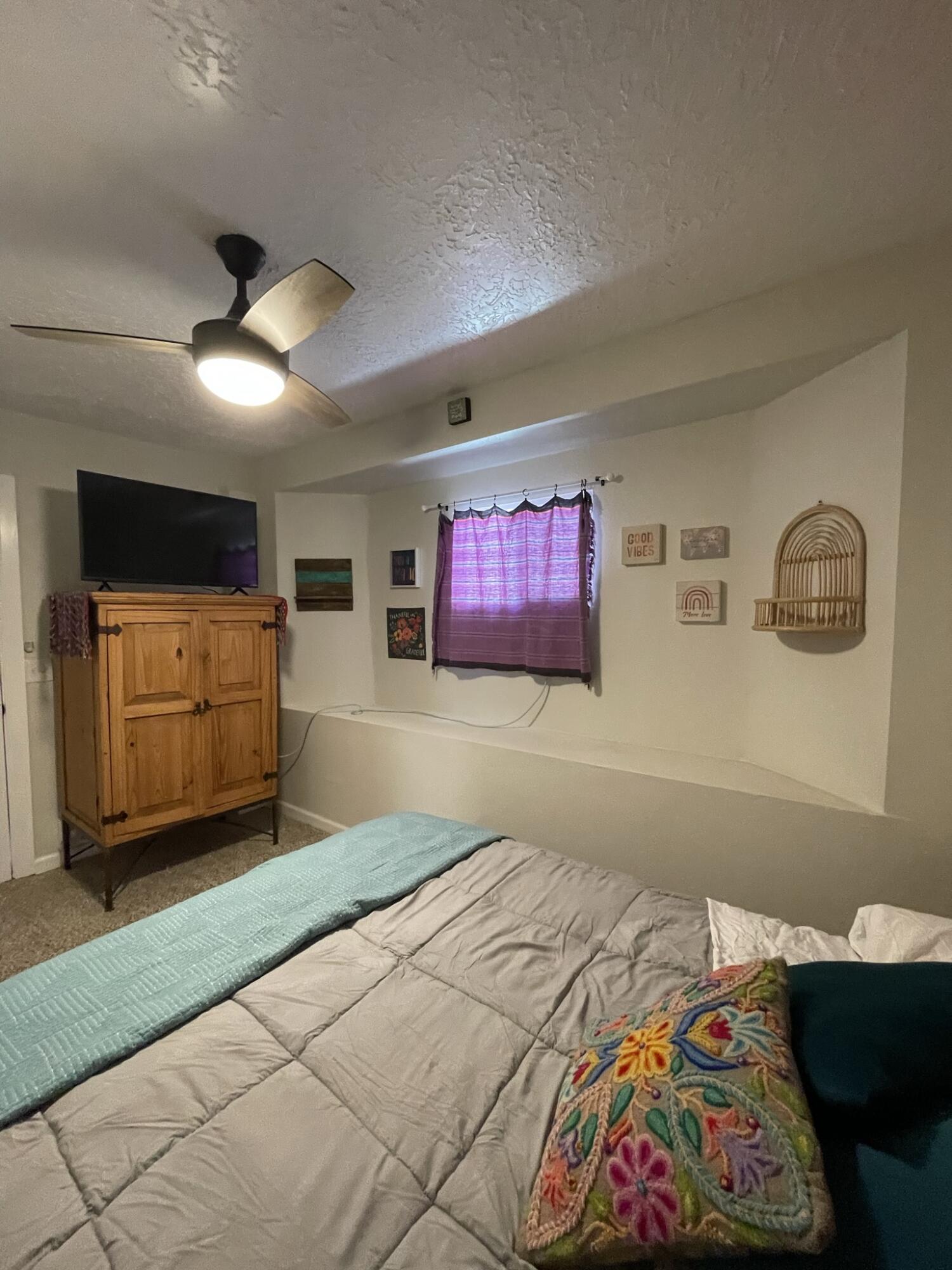 1019 Cerro Vista Road SW