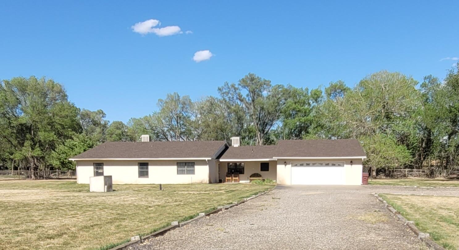 2075 Camino De Chavez Road