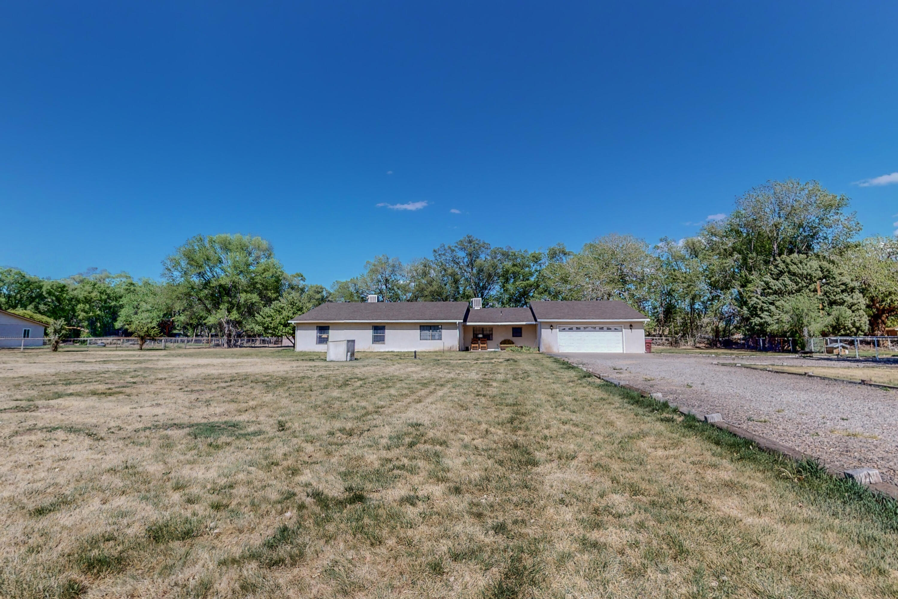 2075 Camino De Chavez Road