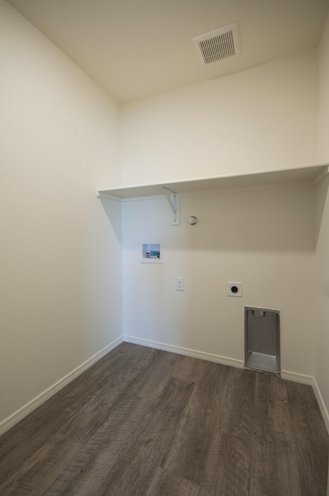 2316 Isabella Lane