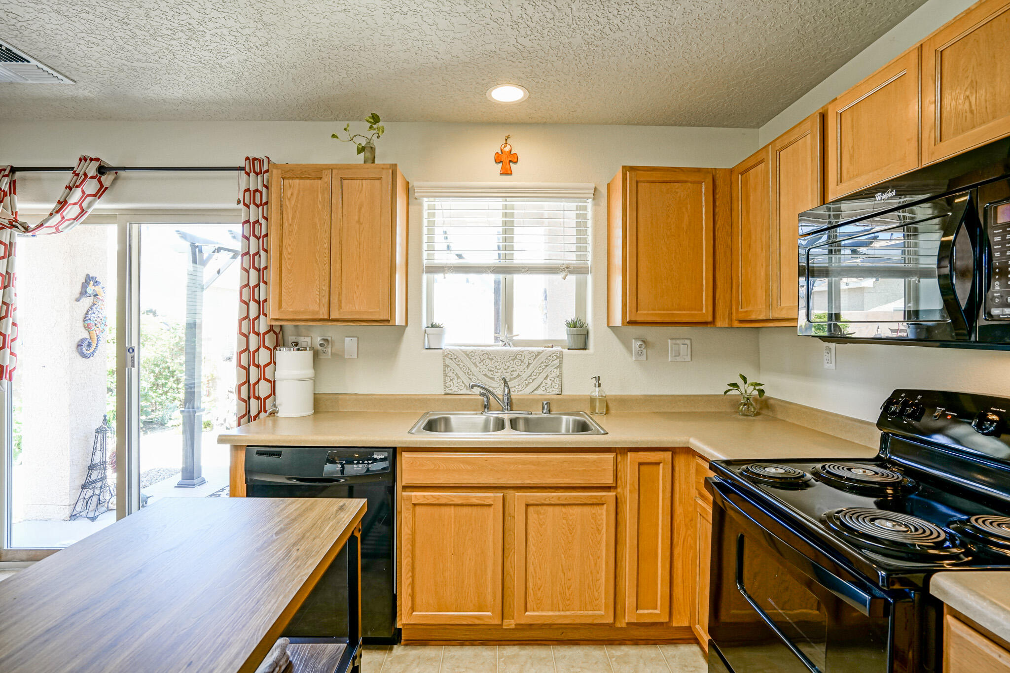 232 El Camino Loop NW