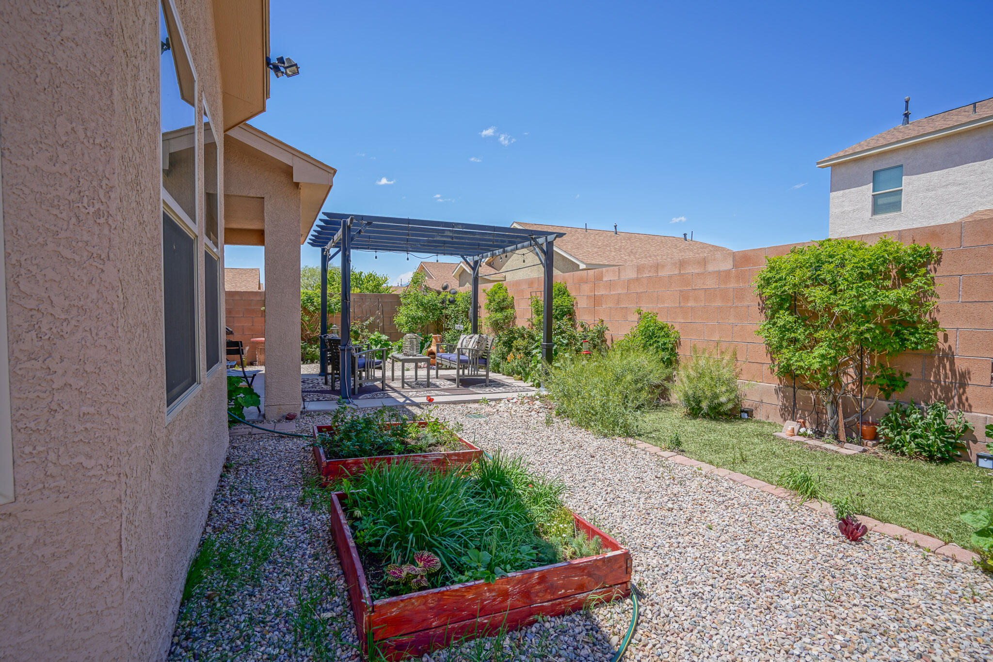 232 El Camino Loop NW