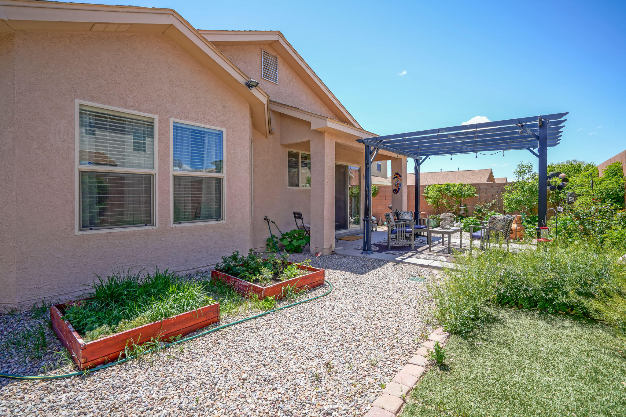 232 El Camino Loop NW