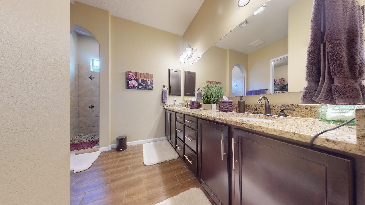4218 Pico Norte Lane NE