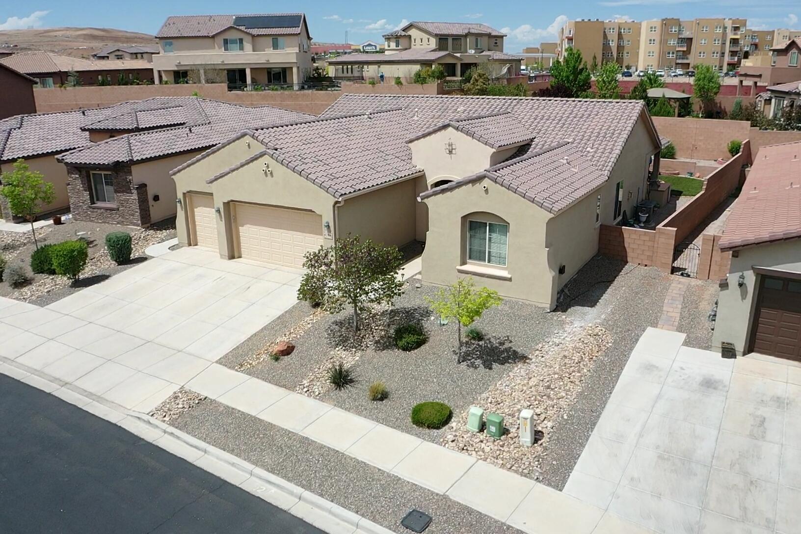 4218 Pico Norte Lane NE