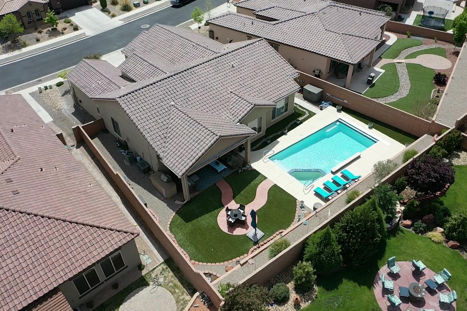 4218 Pico Norte Lane NE