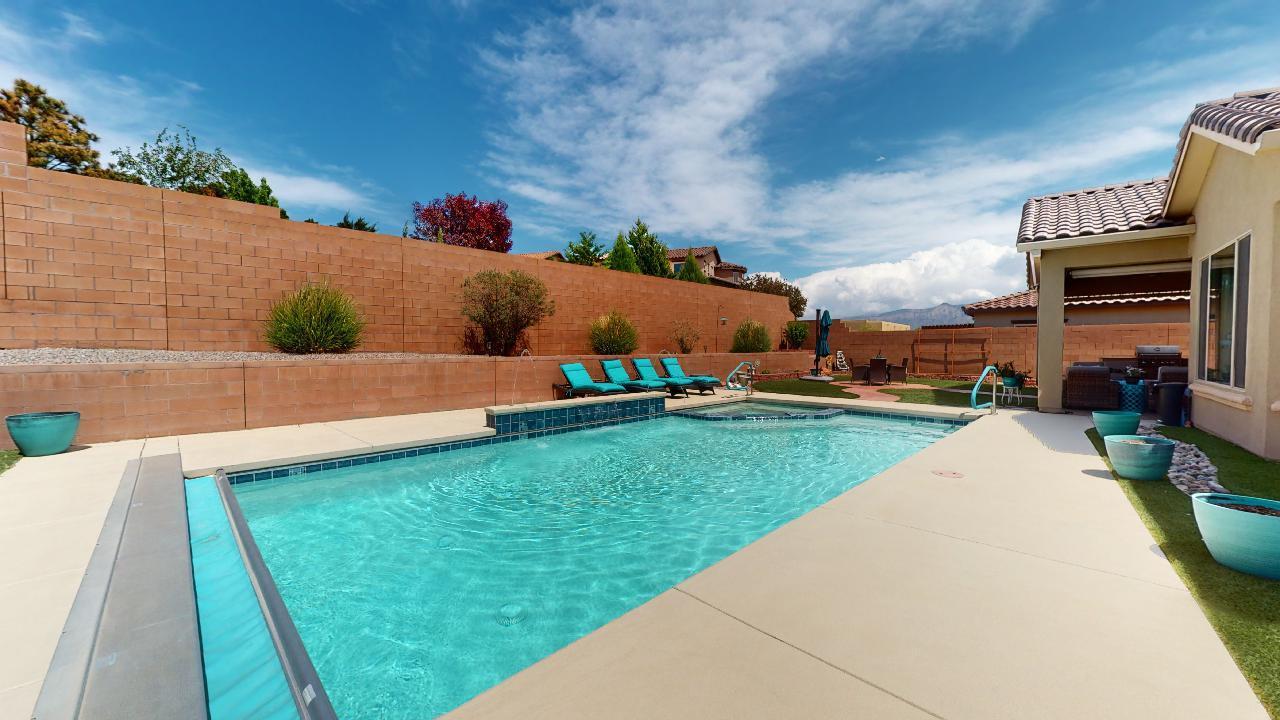 4218 Pico Norte Lane NE