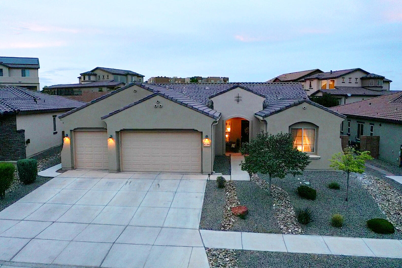 4218 Pico Norte Lane NE