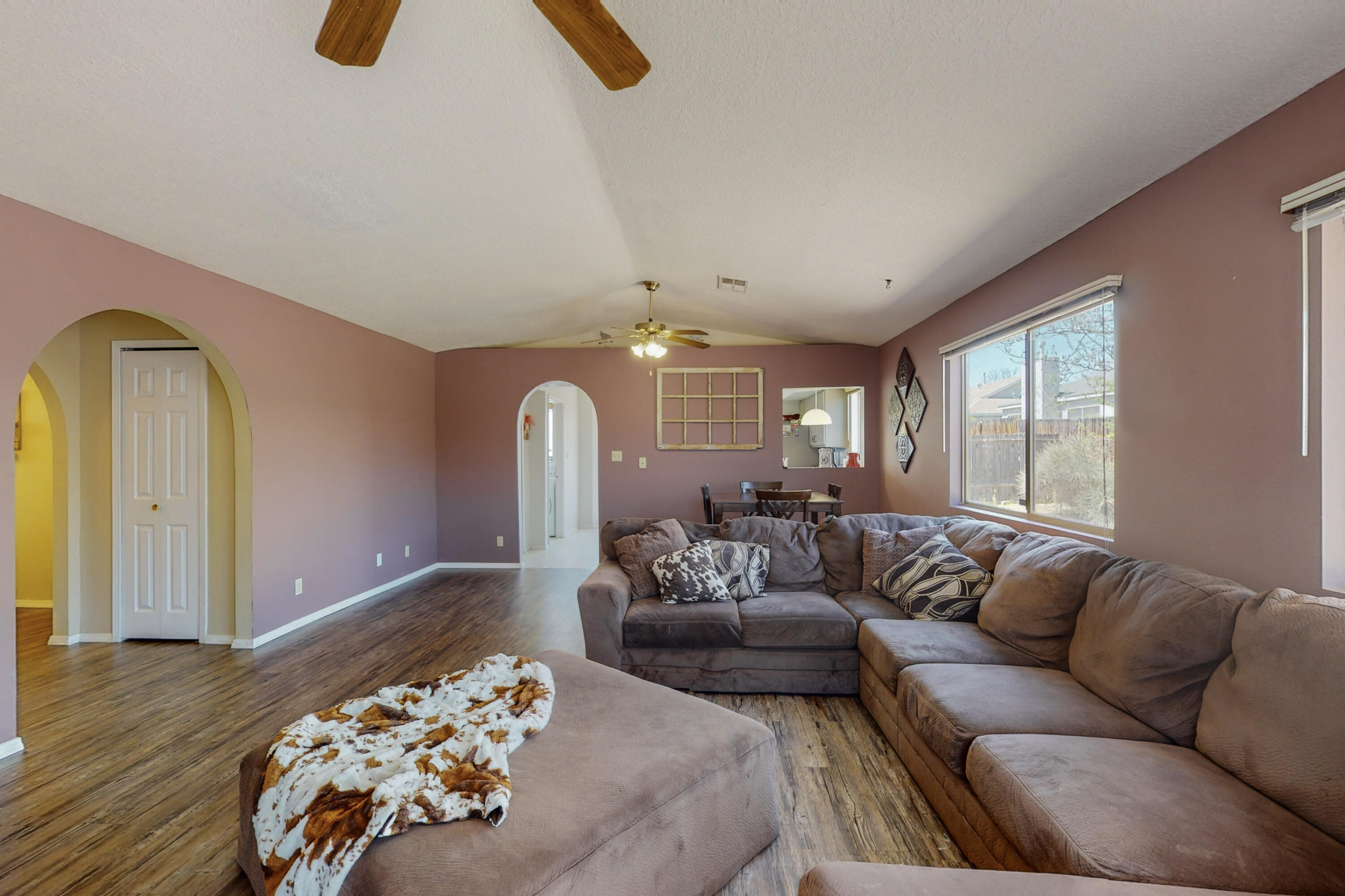 1379 Fireweed Drive NE