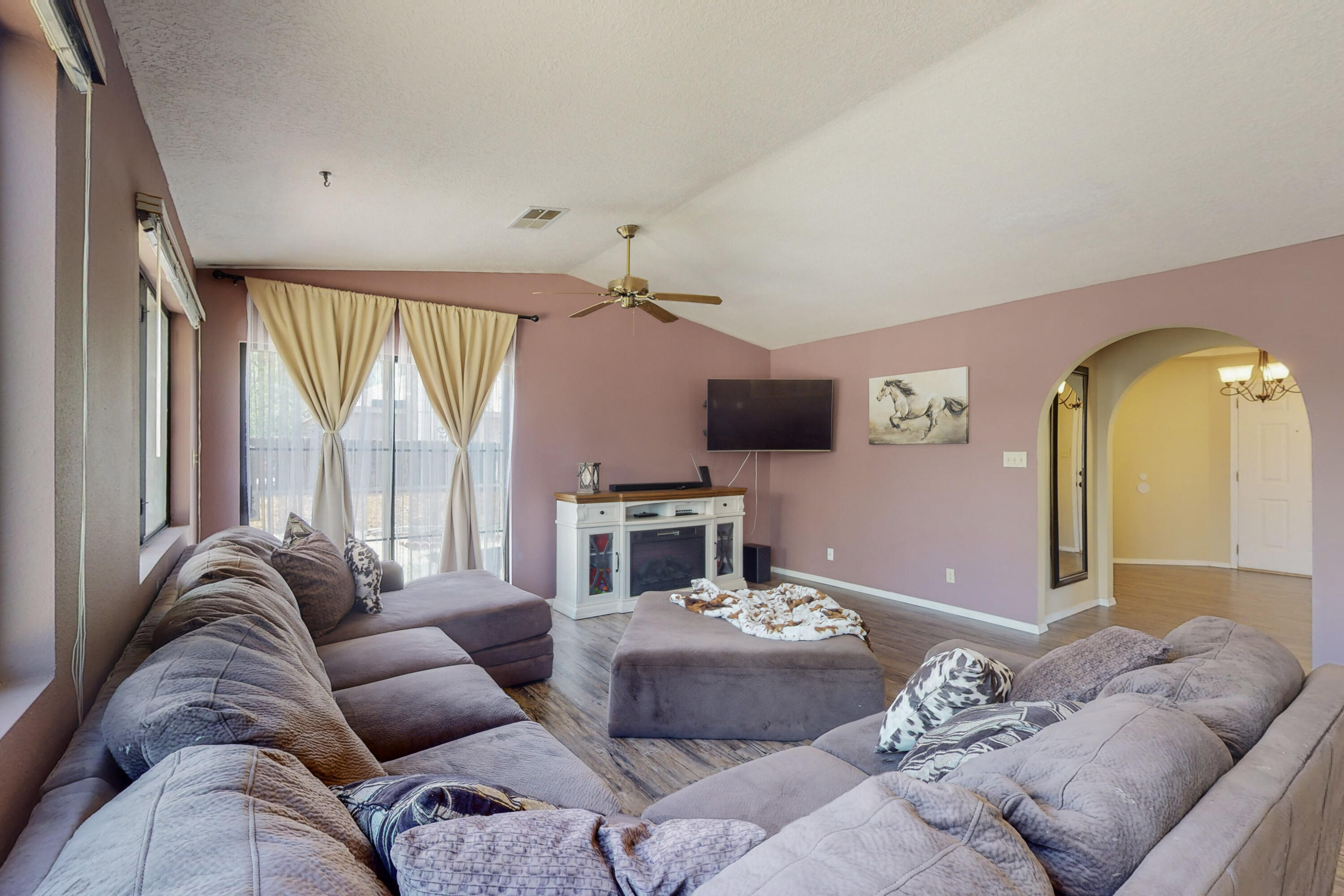 1379 Fireweed Drive NE