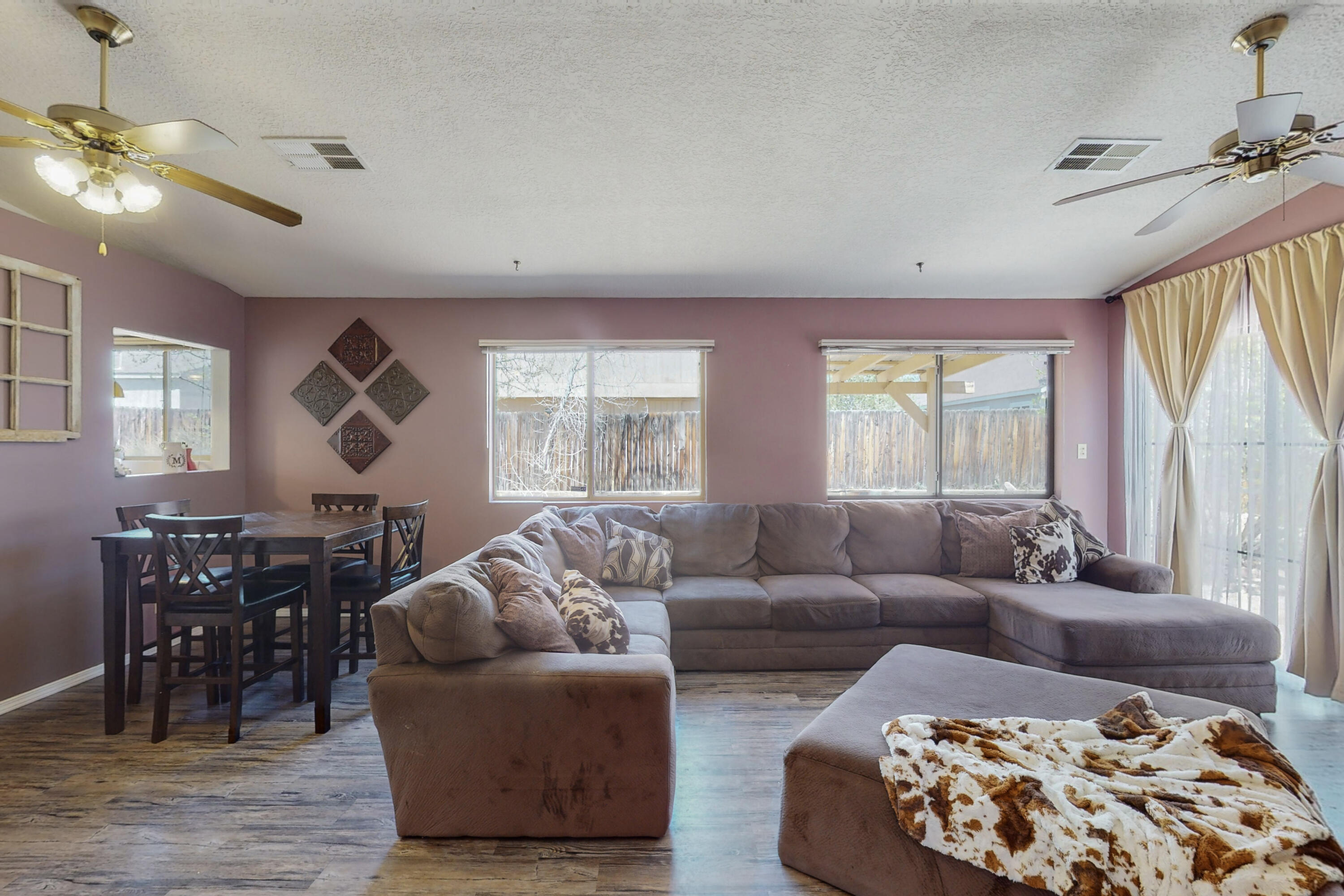 1379 Fireweed Drive NE